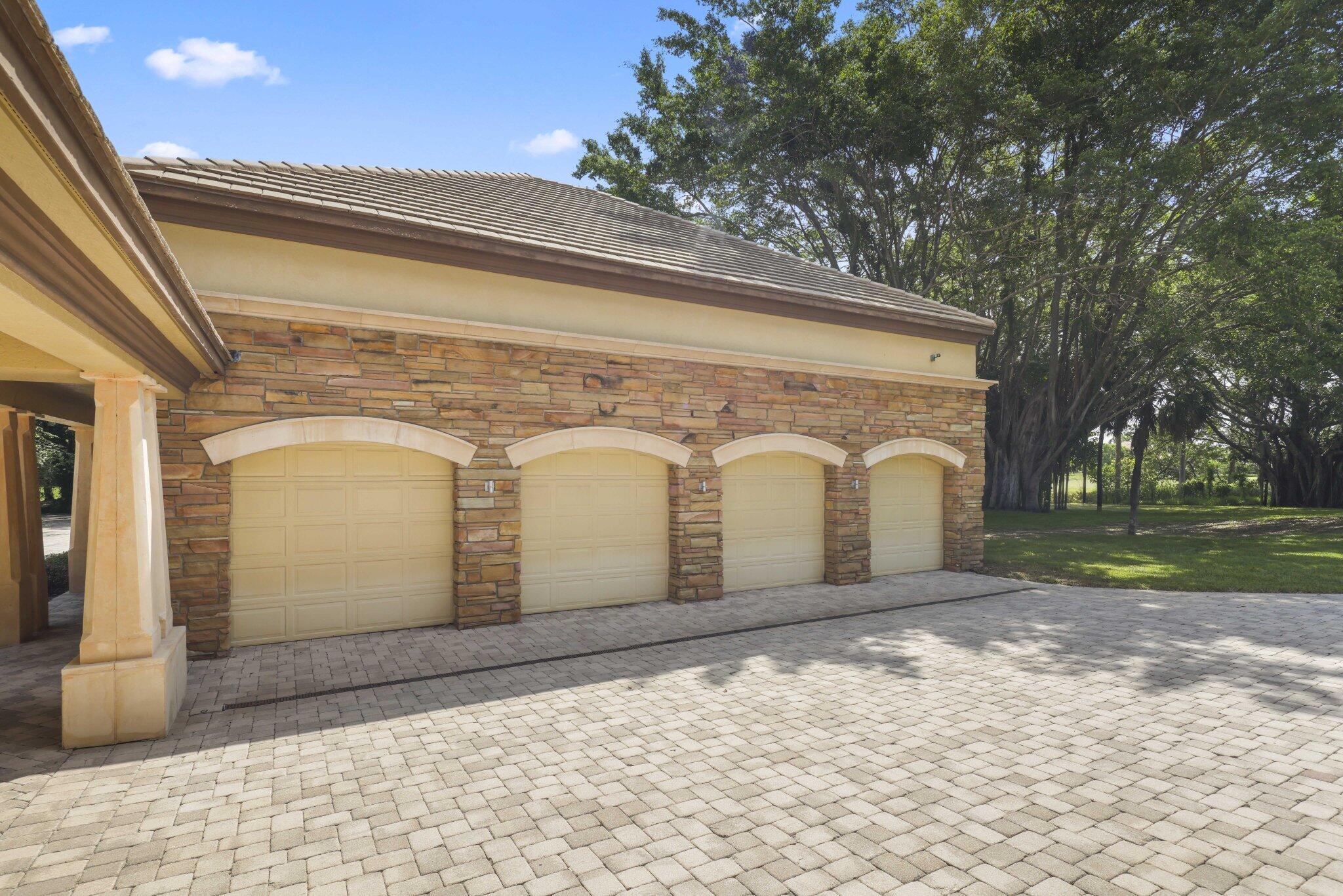 6001 Le Lac, Boca Raton FL 33496