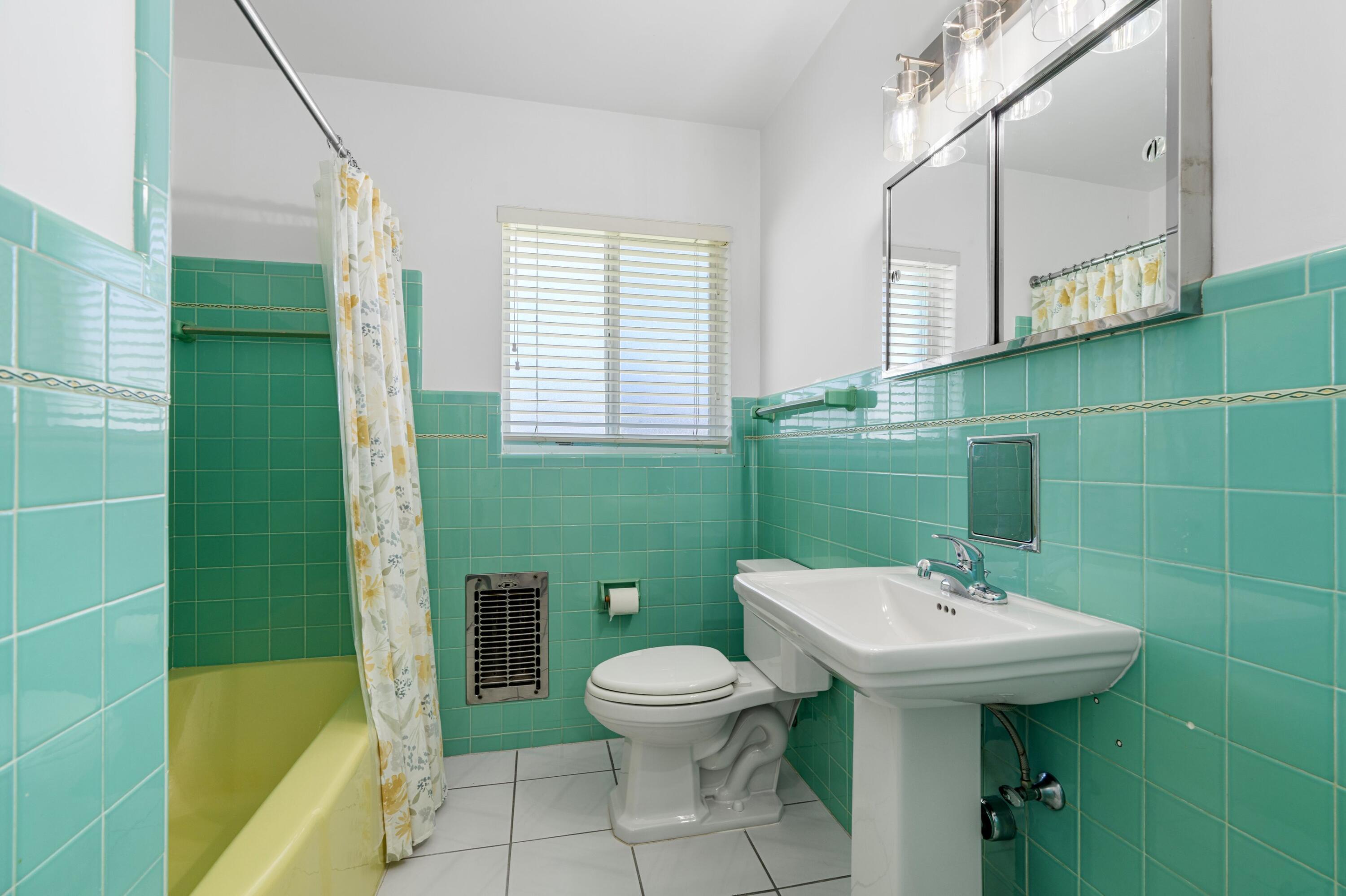 360 Palmetto, West Palm Beach FL 33405