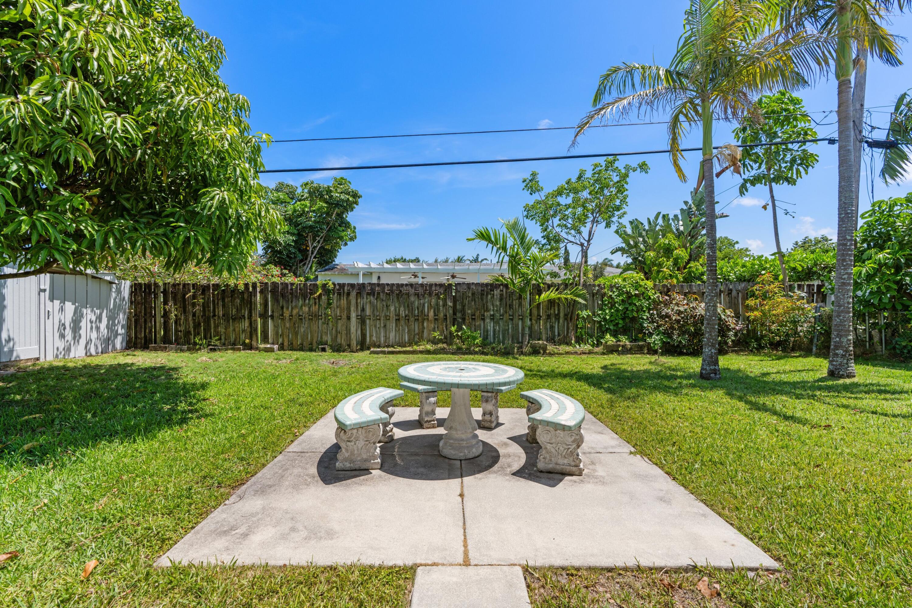 360 Palmetto, West Palm Beach FL 33405
