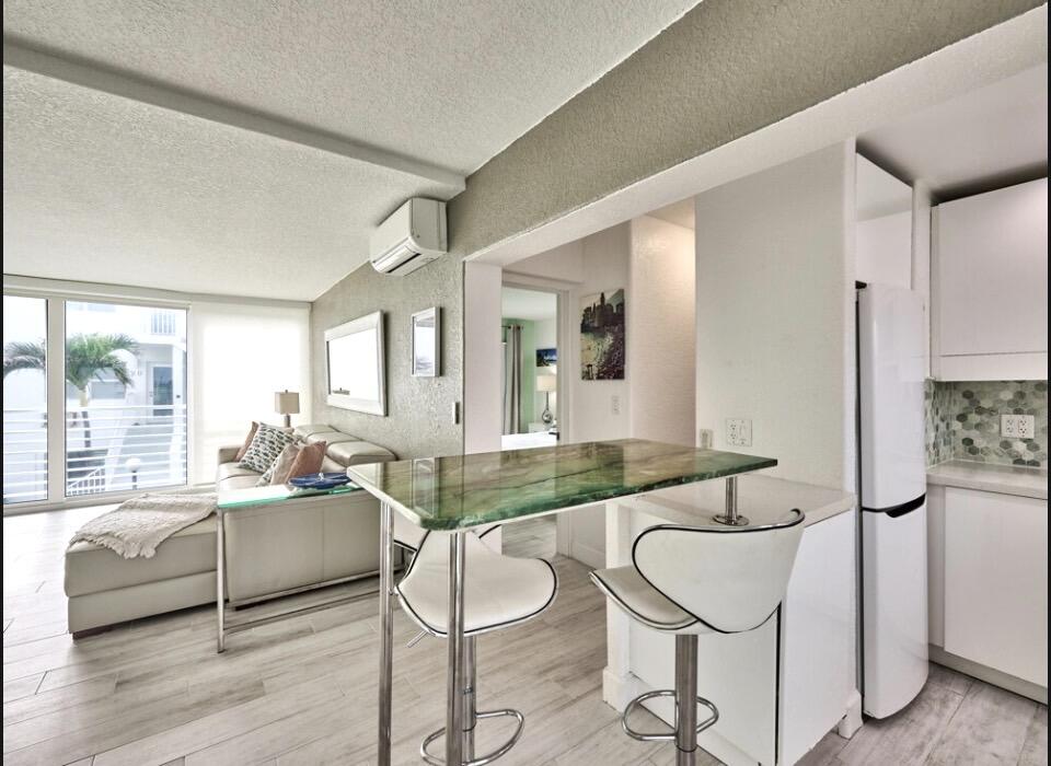 1043 Hillsboro #21c, Hillsboro Beach FL 33062