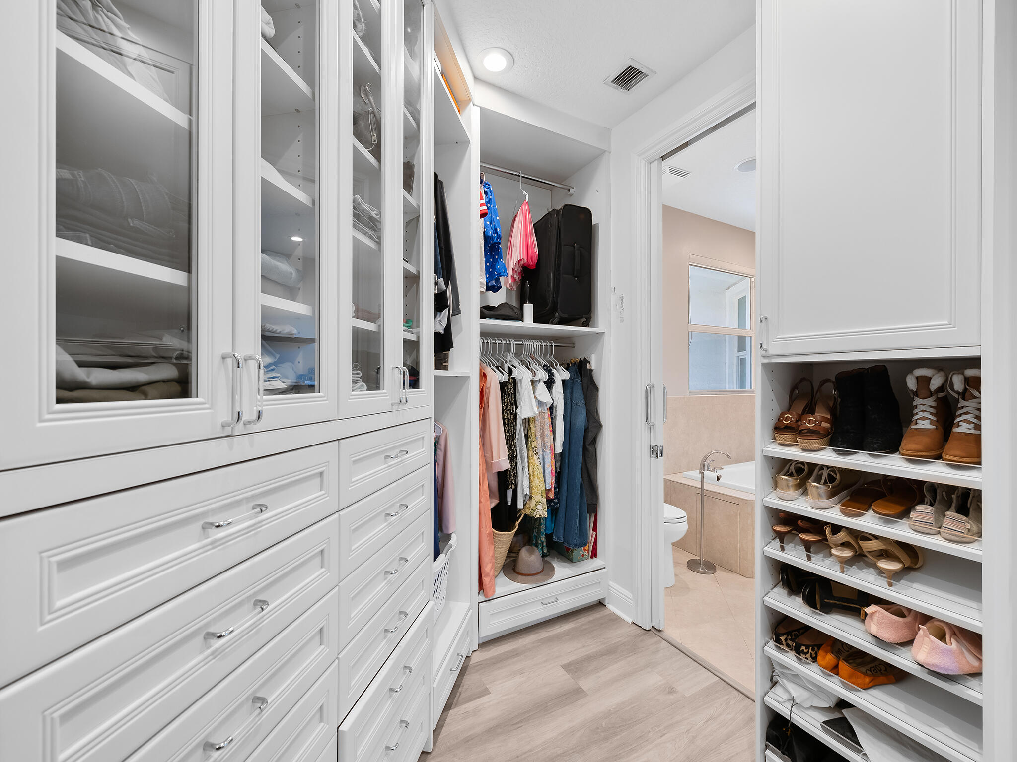 208 SE 10th, Fort Lauderdale FL 33301
