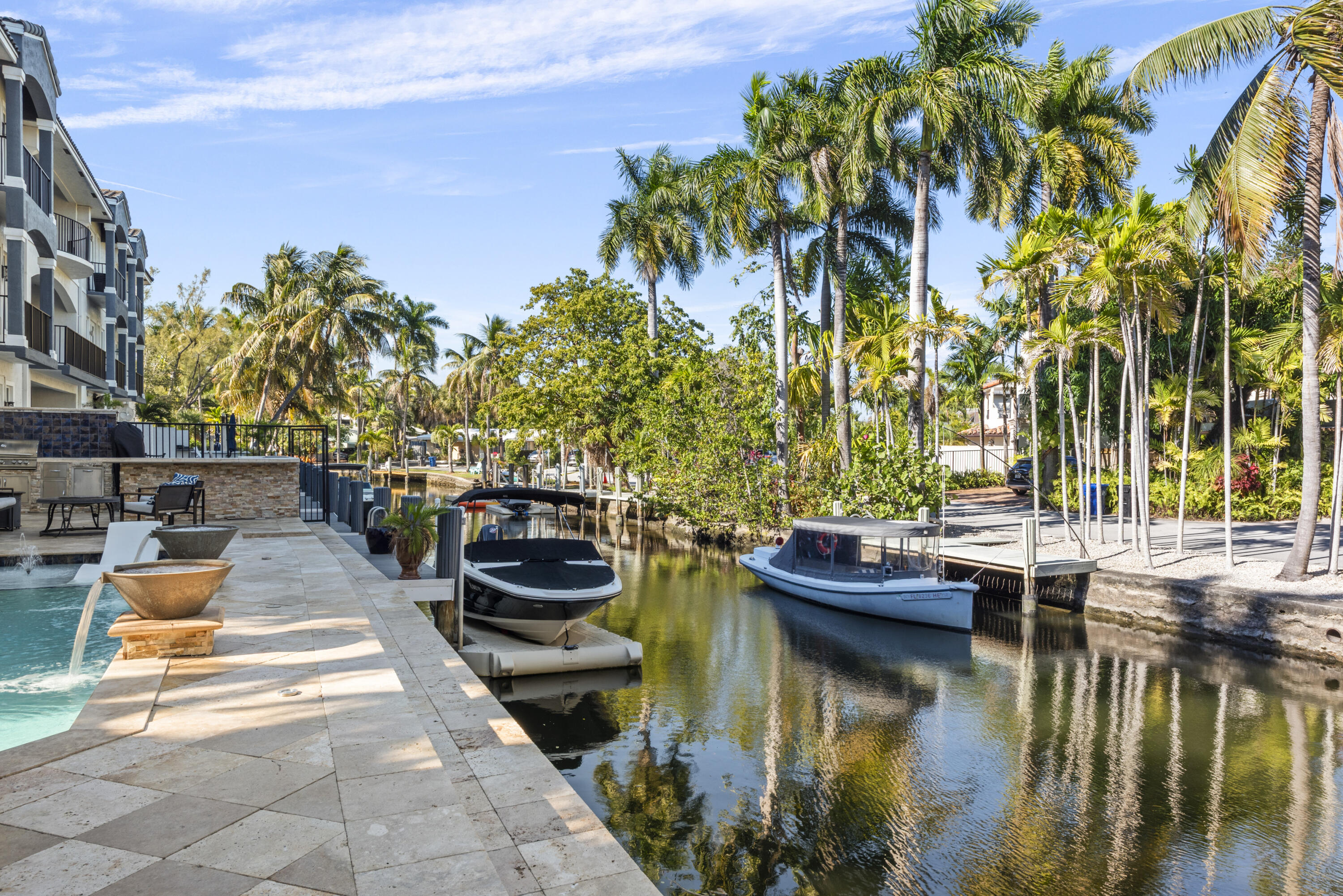 208 SE 10th, Fort Lauderdale FL 33301