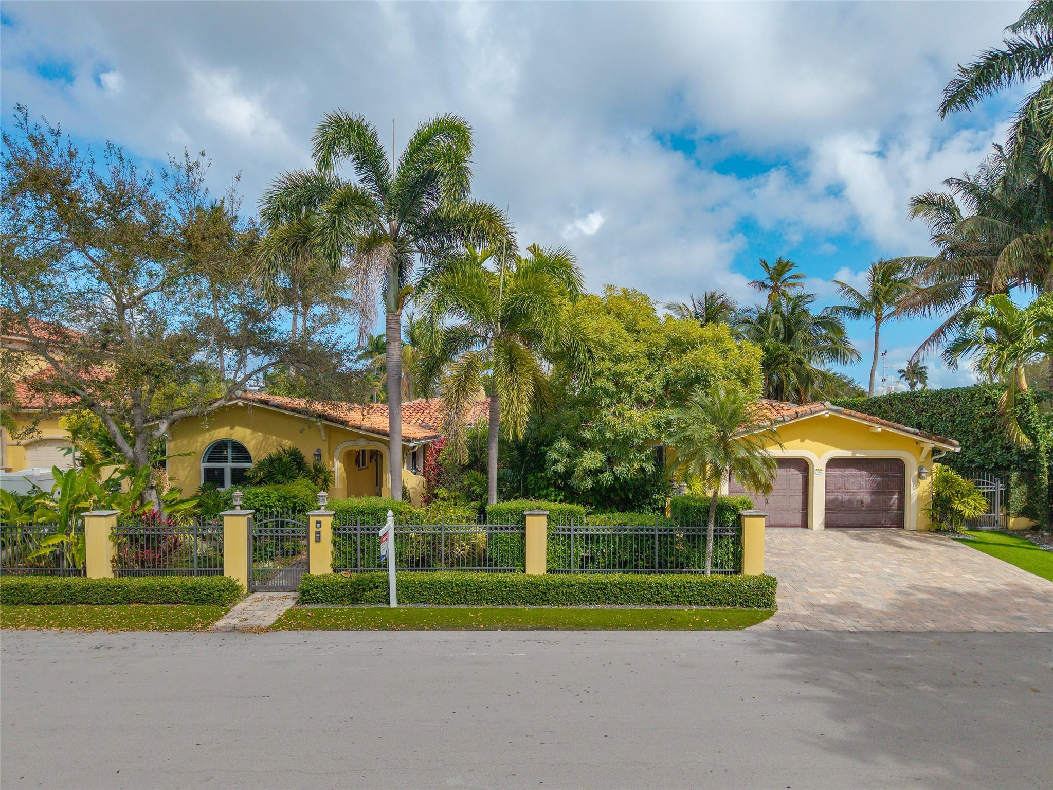 330 Royal Plaza, Fort Lauderdale FL 33301