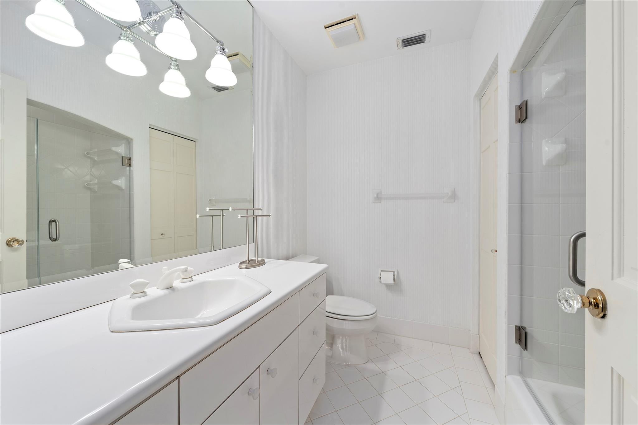 330 Royal Plaza, Fort Lauderdale FL 33301