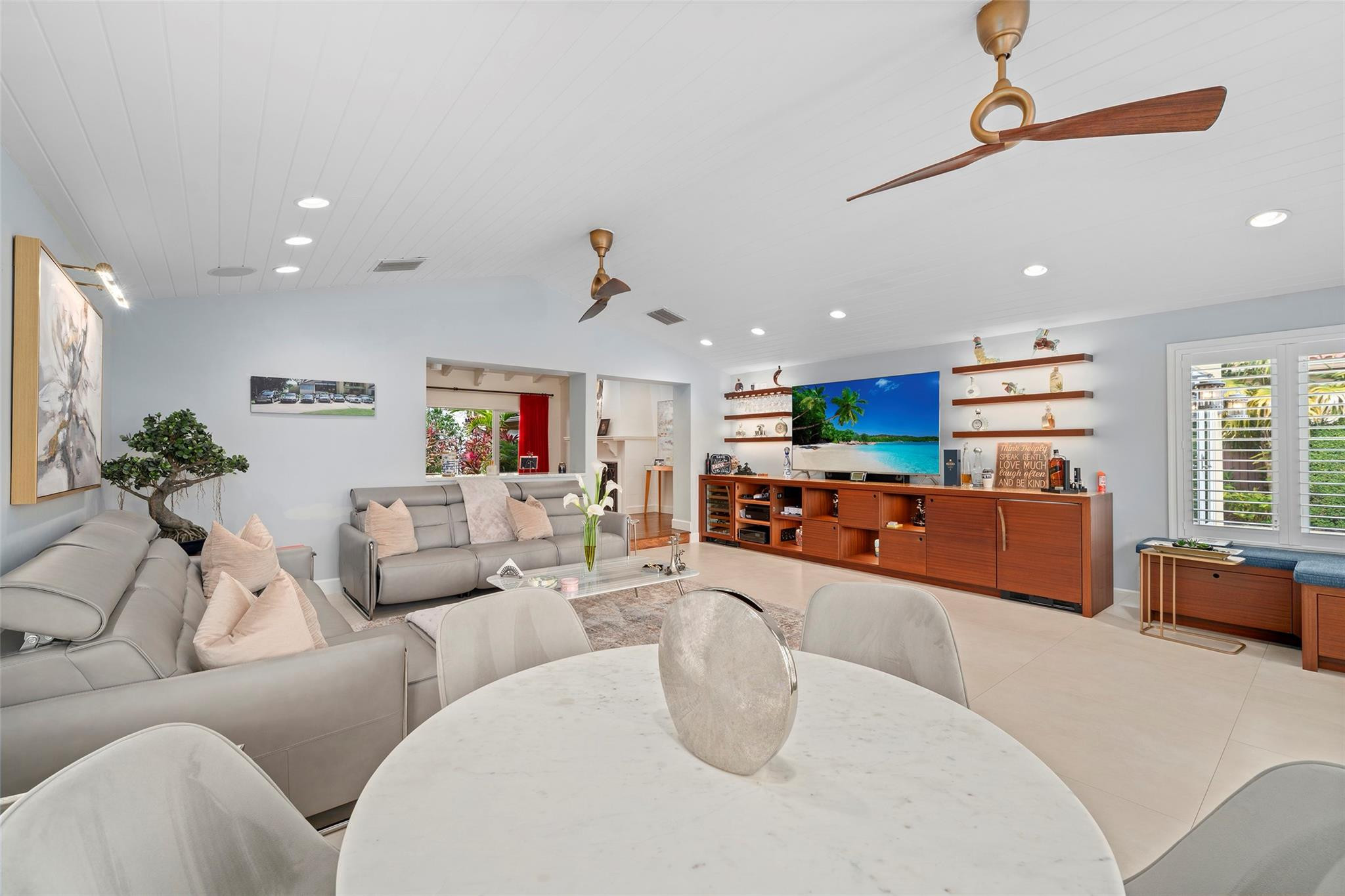 330 Royal Plaza, Fort Lauderdale FL 33301
