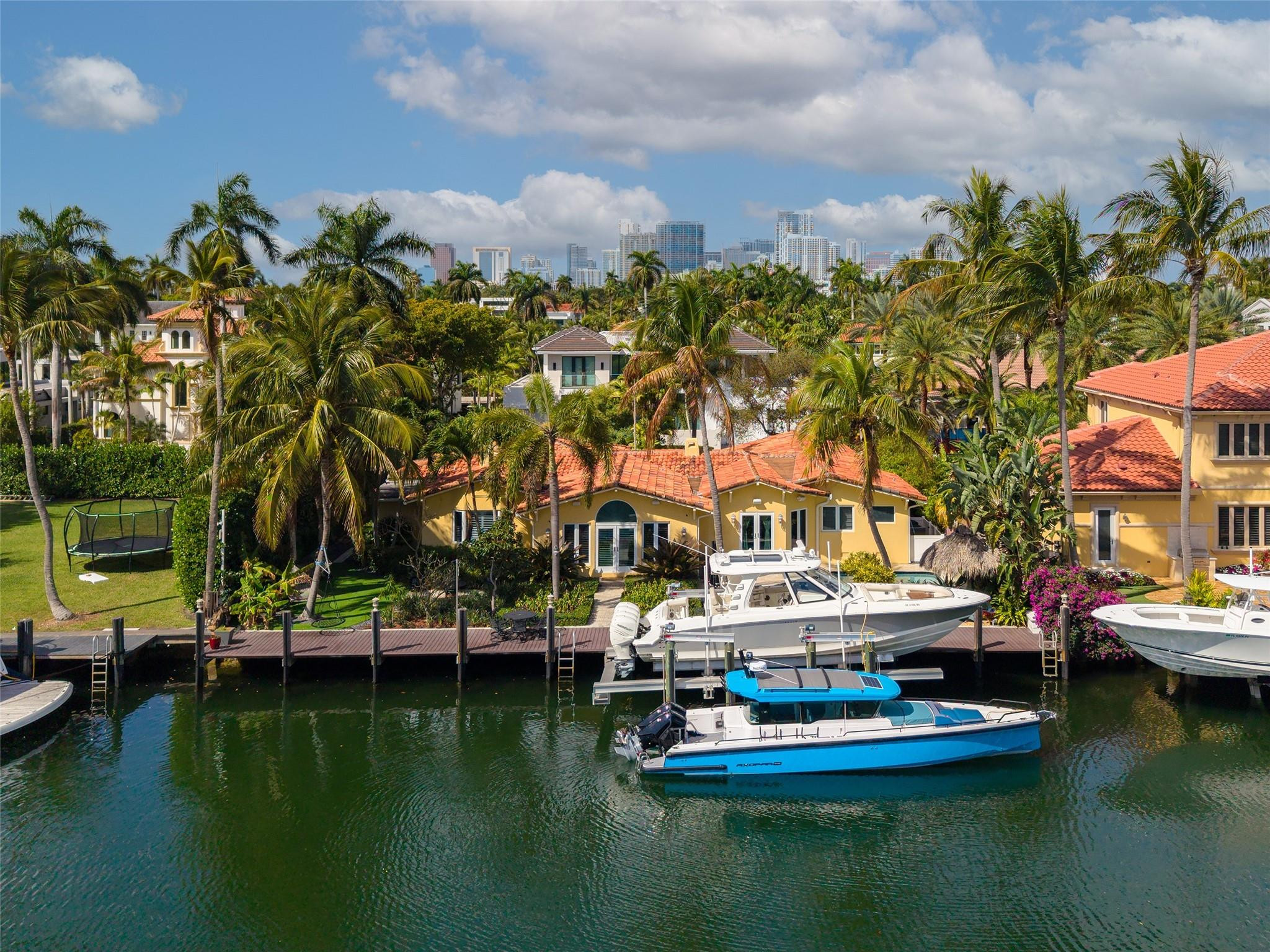 330 Royal Plaza, Fort Lauderdale FL 33301
