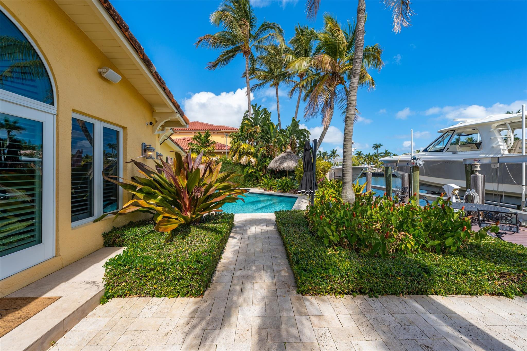 330 Royal Plaza, Fort Lauderdale FL 33301
