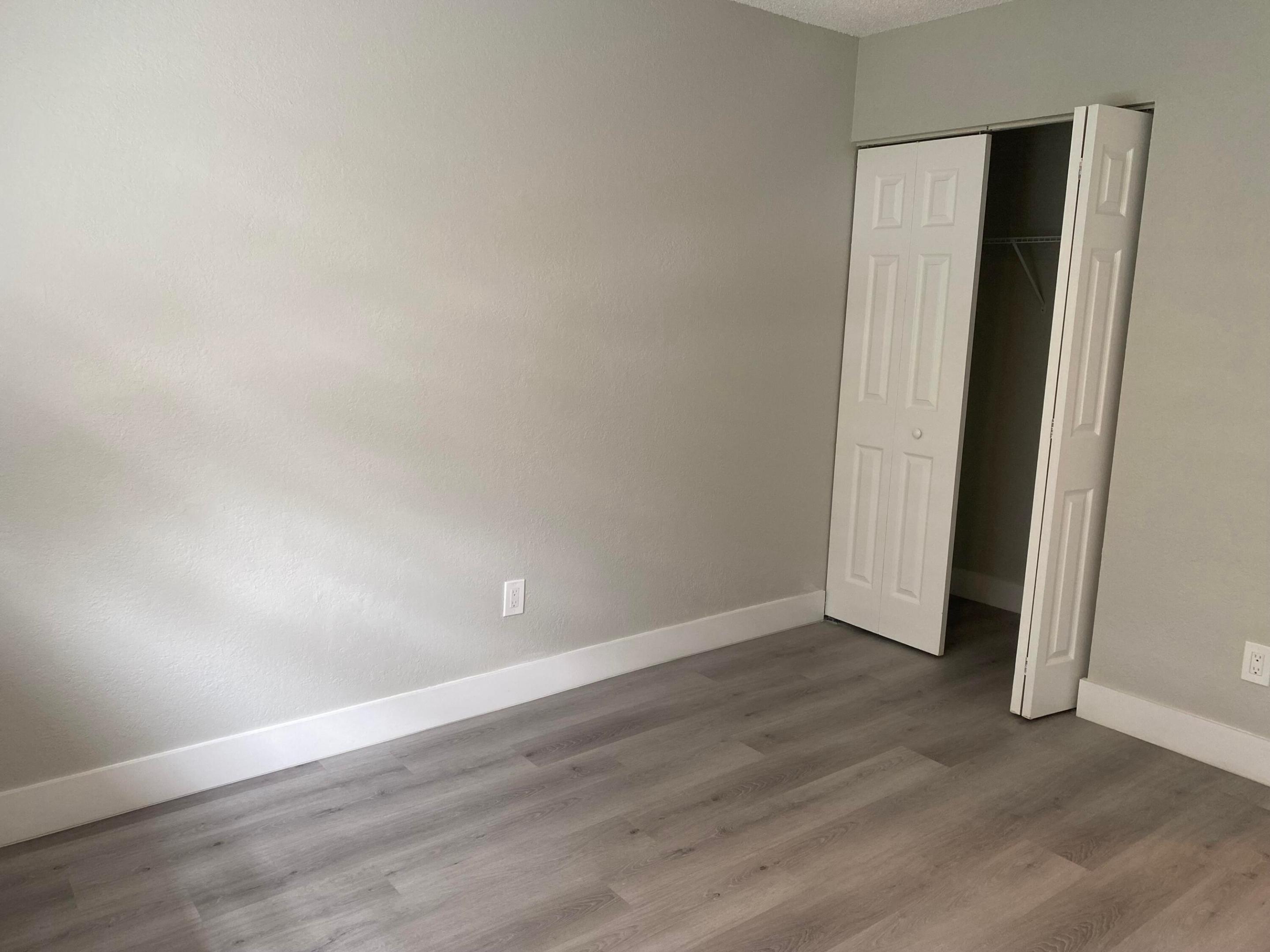 11432 NW 43rd #Top Right, Coral Springs FL 33065