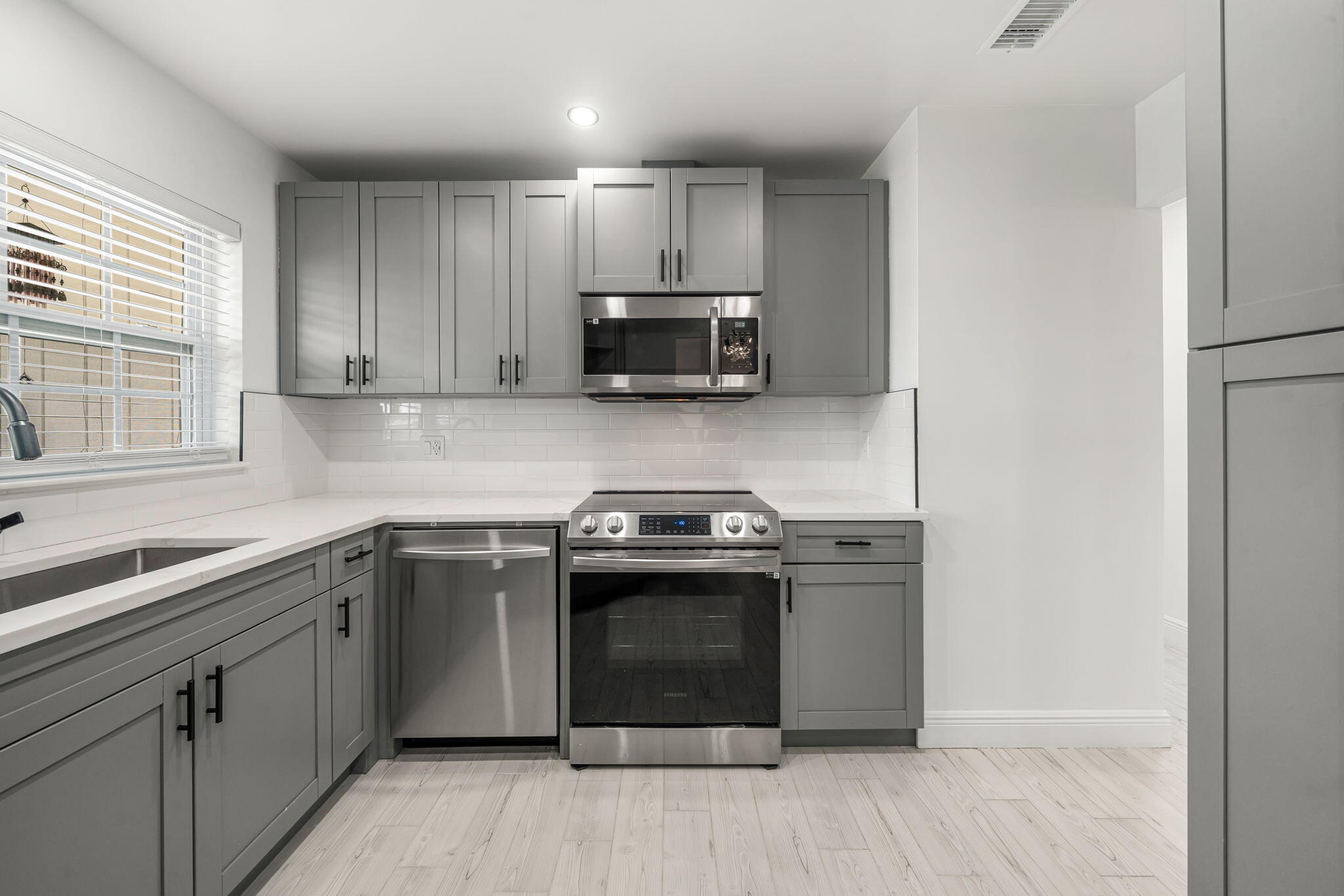 908 Hibiscus, Royal Palm Beach FL 33411