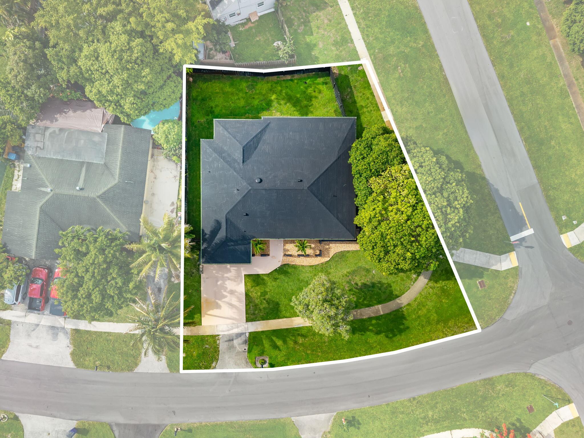 908 Hibiscus, Royal Palm Beach FL 33411