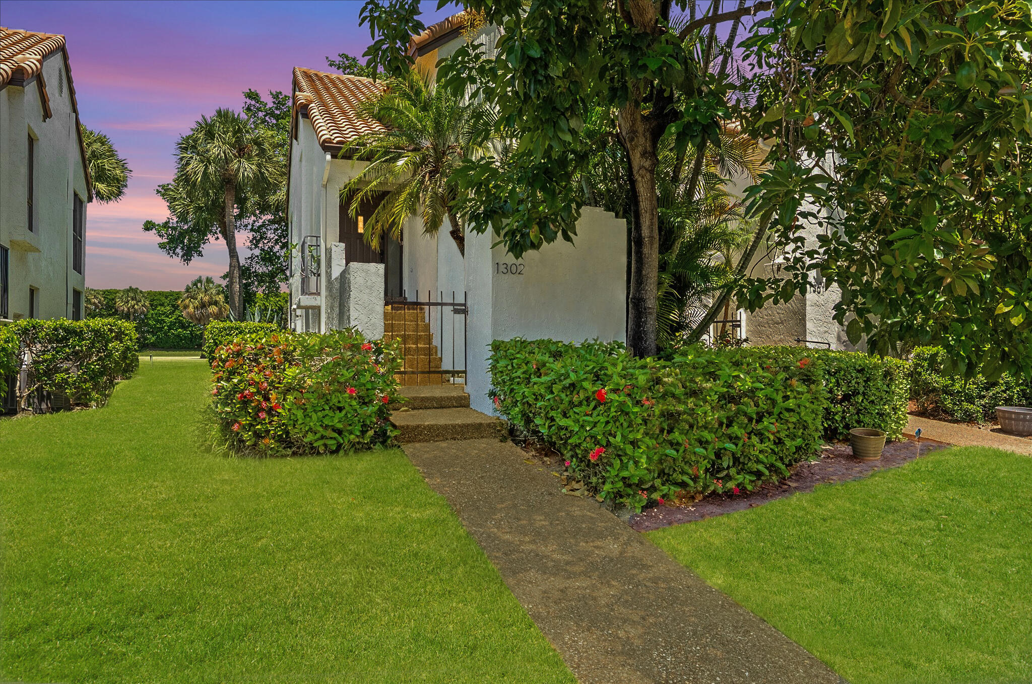 7884 Seville #1302, Boca Raton FL 33433