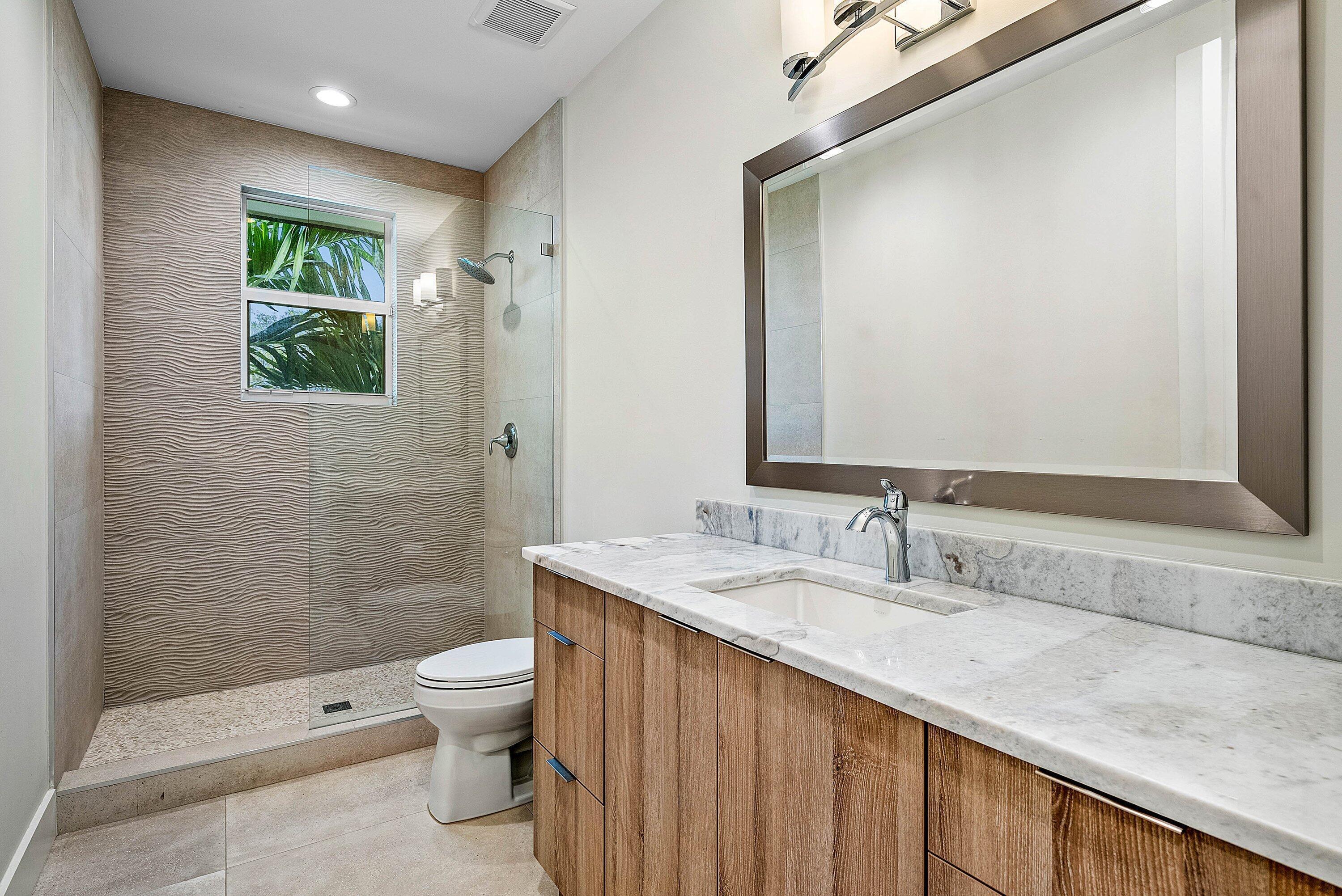 217 Gulfstream, Boynton Beach FL 33435