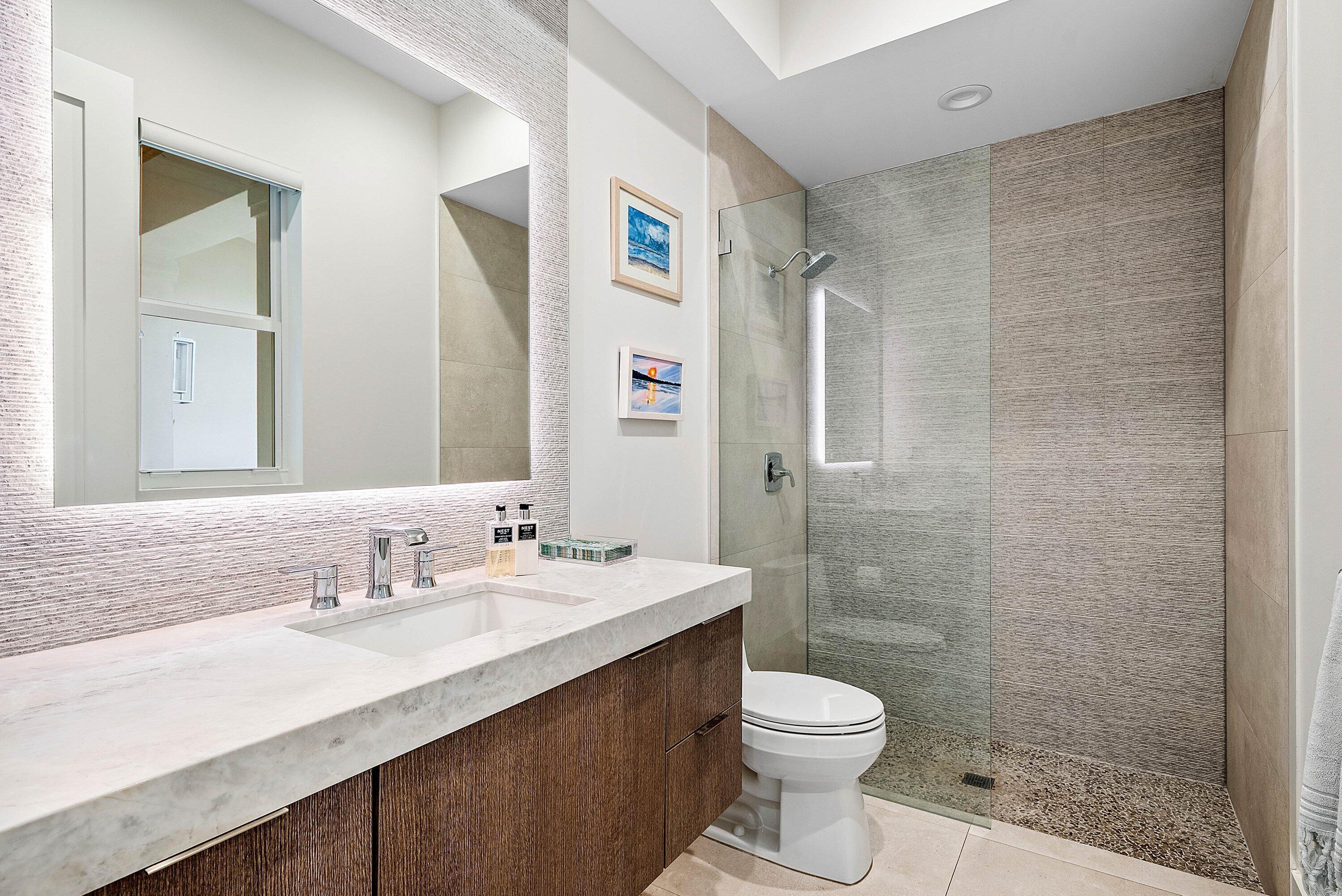 217 Gulfstream, Boynton Beach FL 33435