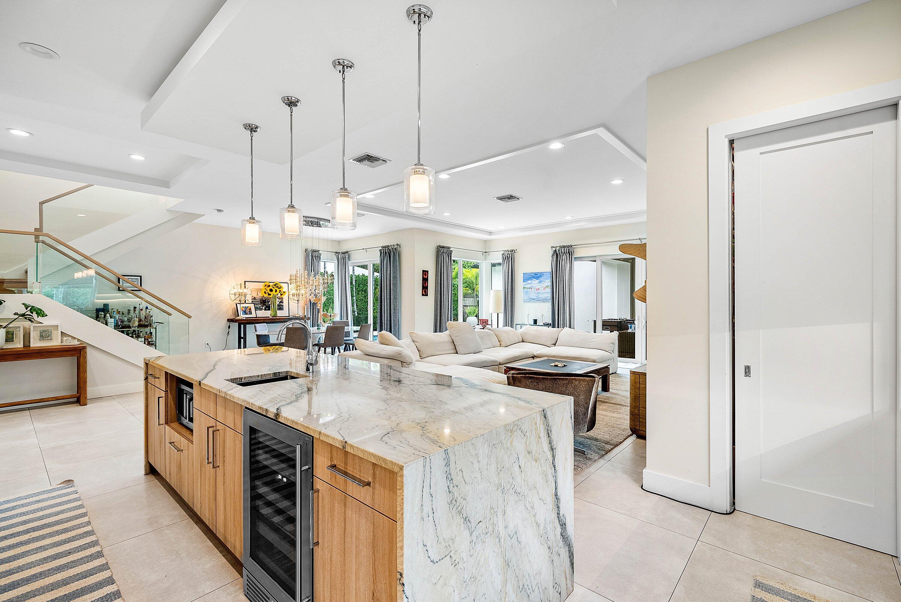 217 Gulfstream, Boynton Beach FL 33435