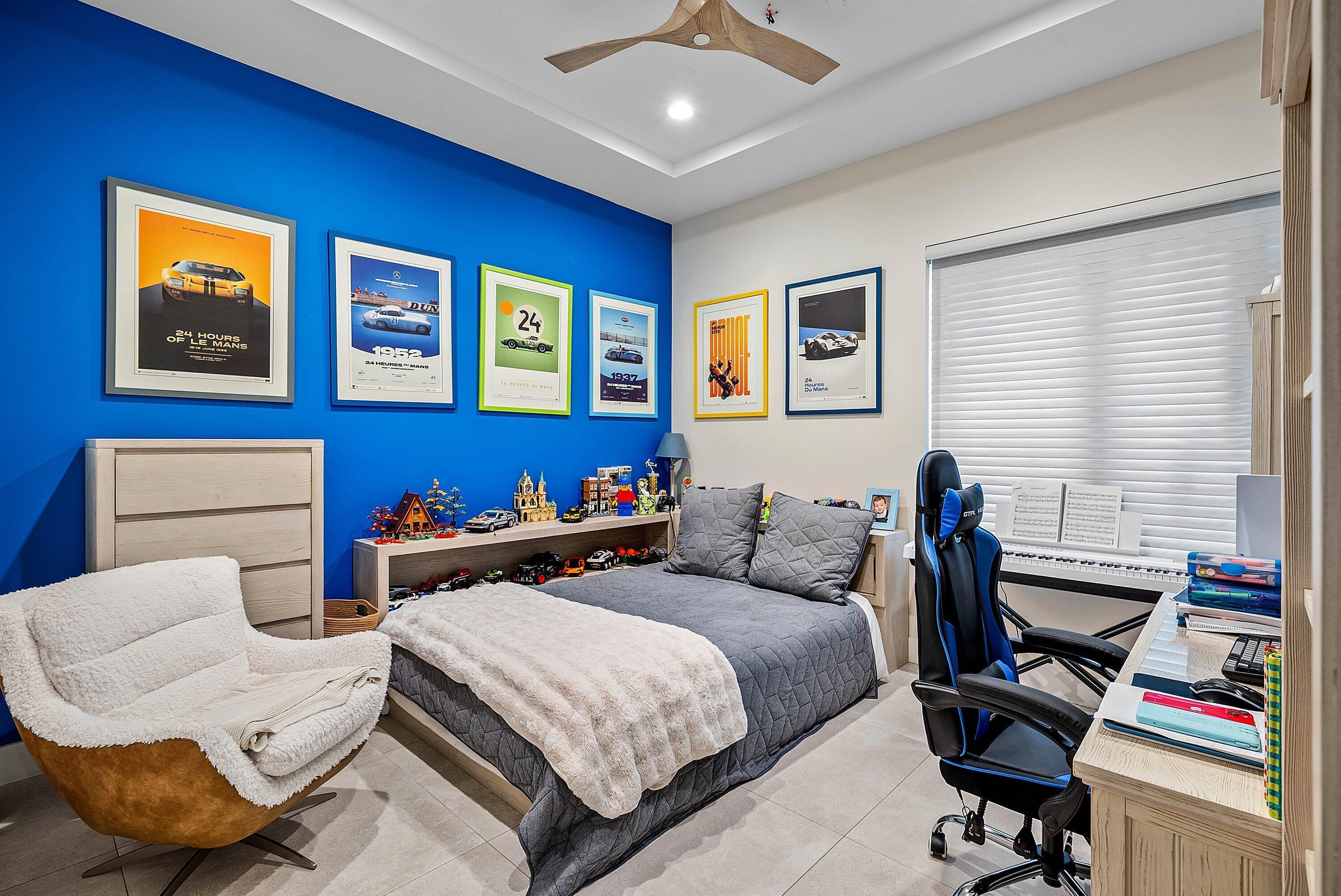 217 Gulfstream, Boynton Beach FL 33435