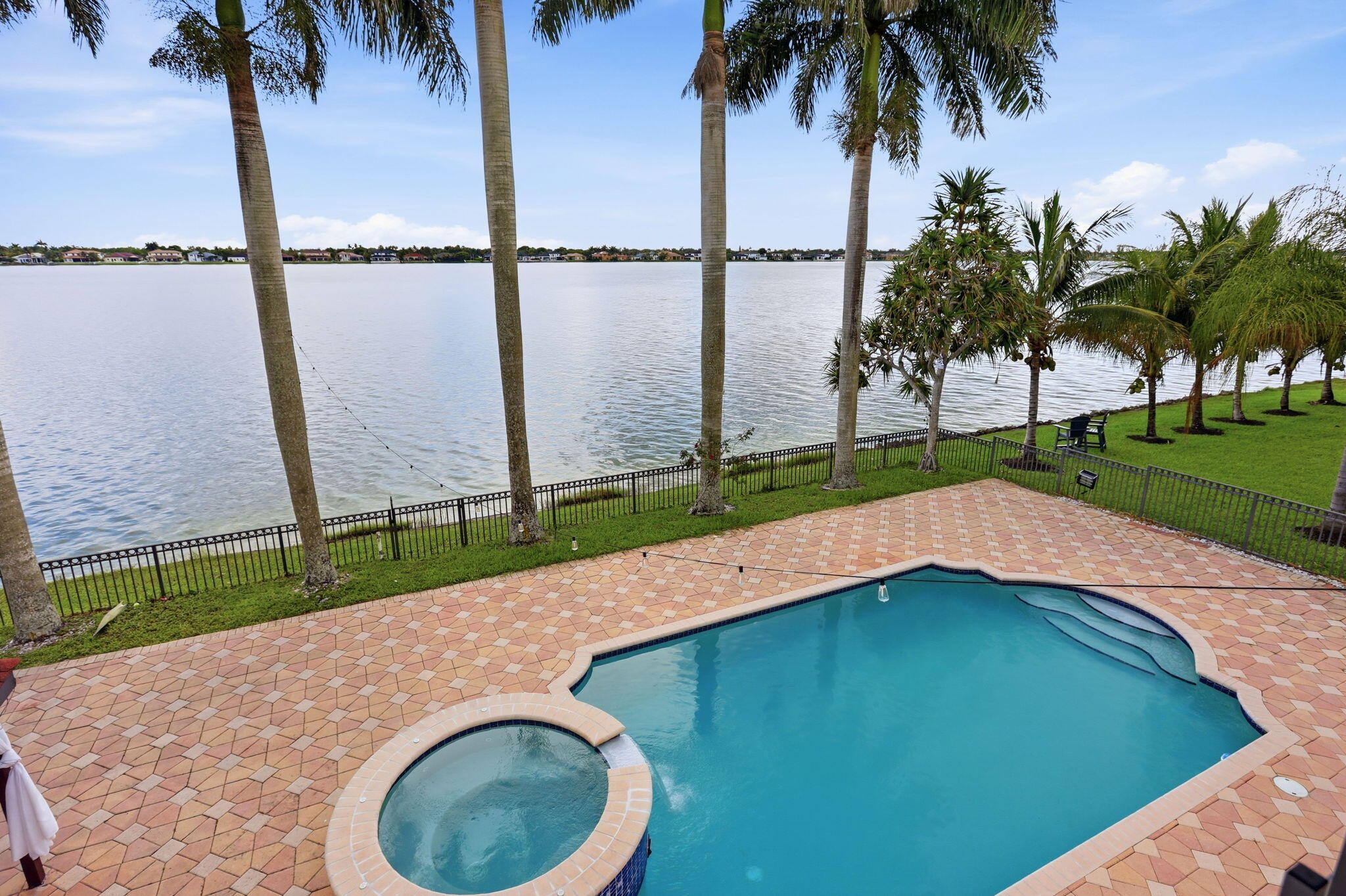 18662 SW 17th, Miramar FL 33029