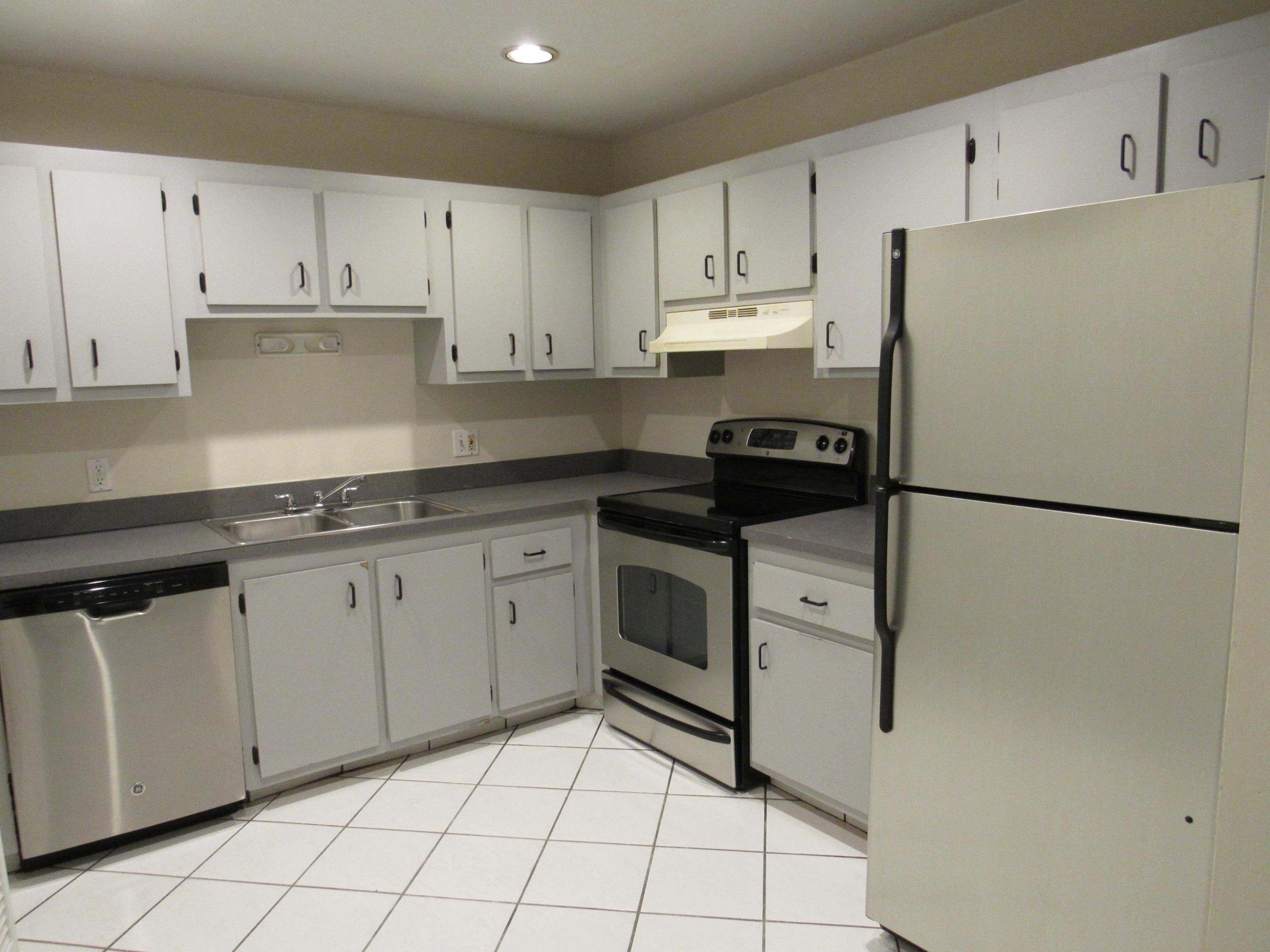 1065 Manor, Palm Springs FL 33461