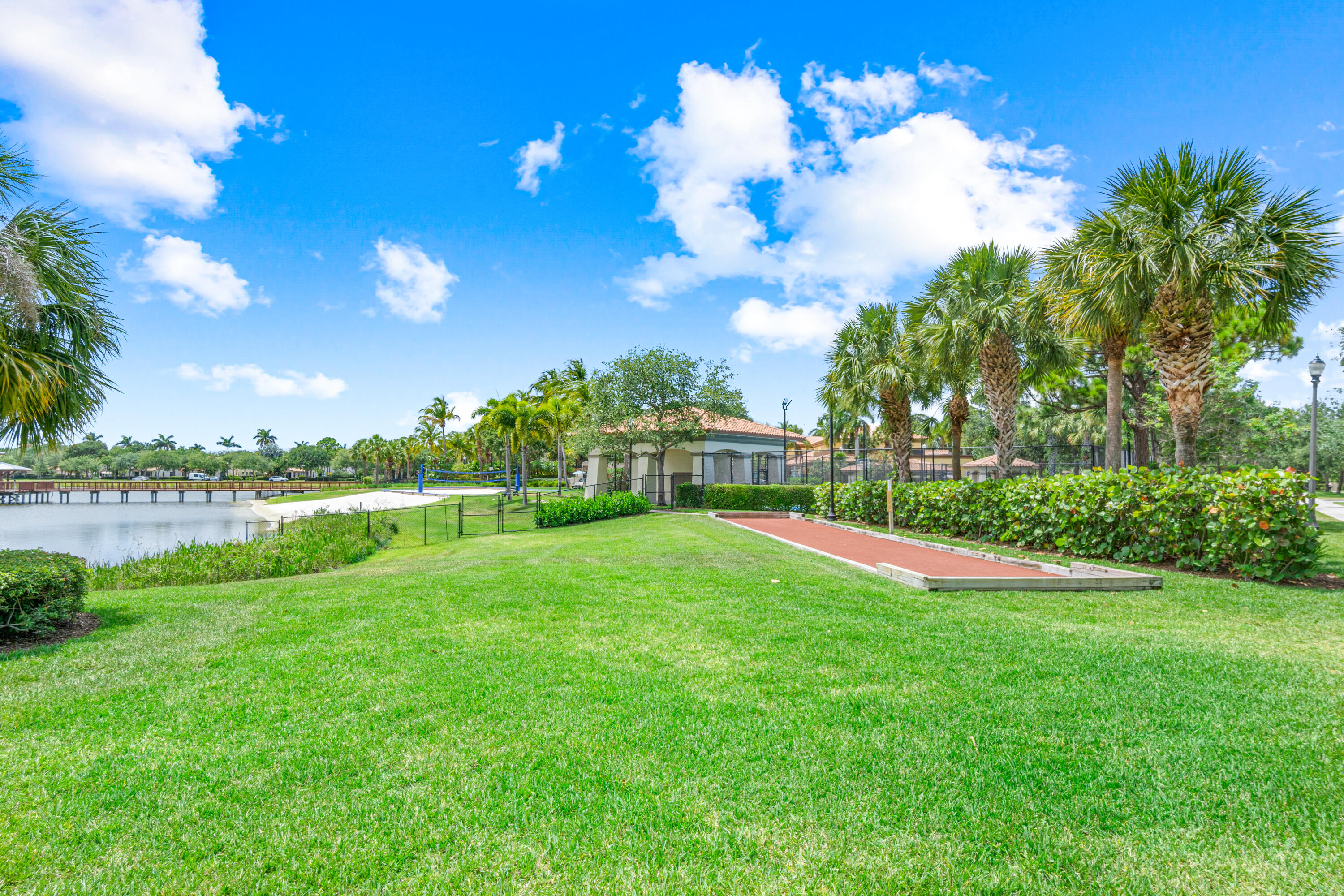 550 Tomahawk, Palm Beach Gardens FL 33410