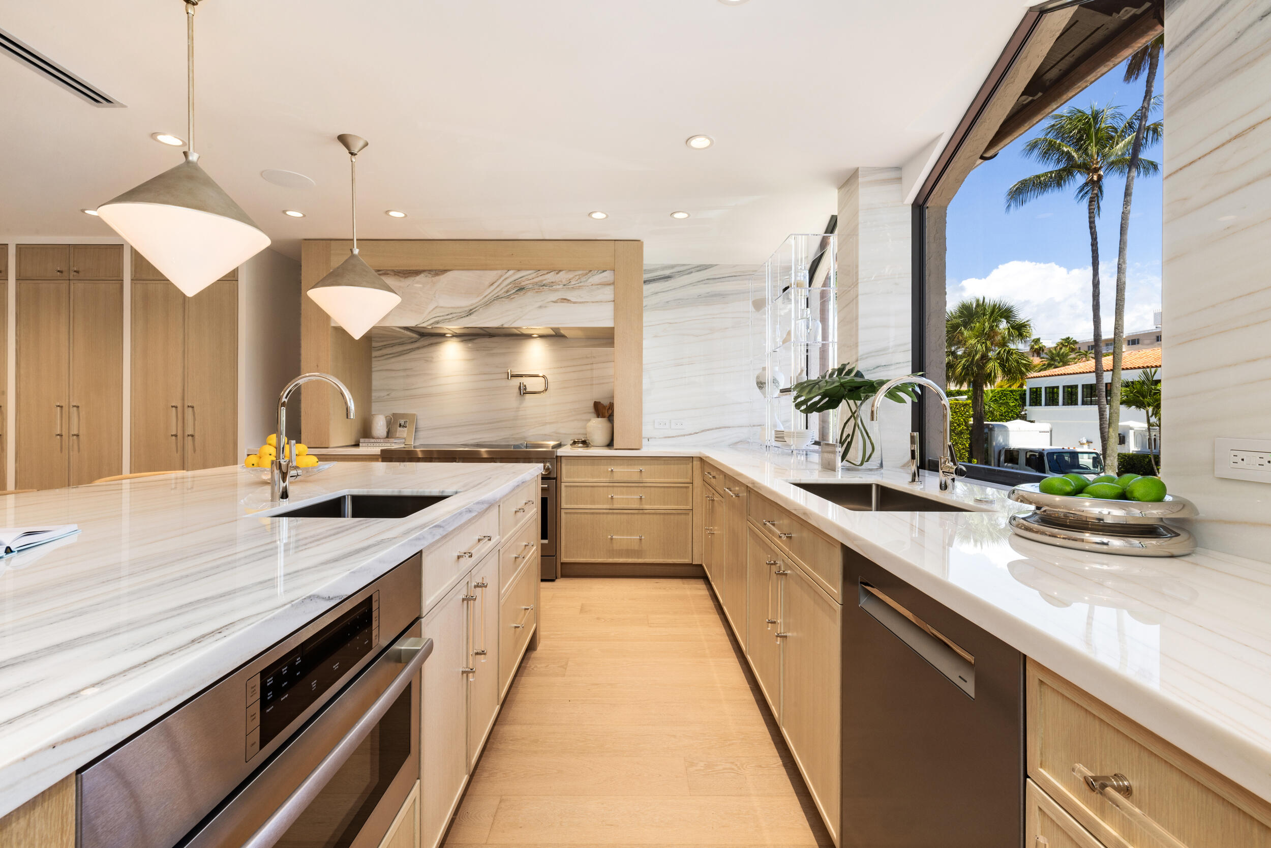 260 Everglade, Palm Beach FL 33480