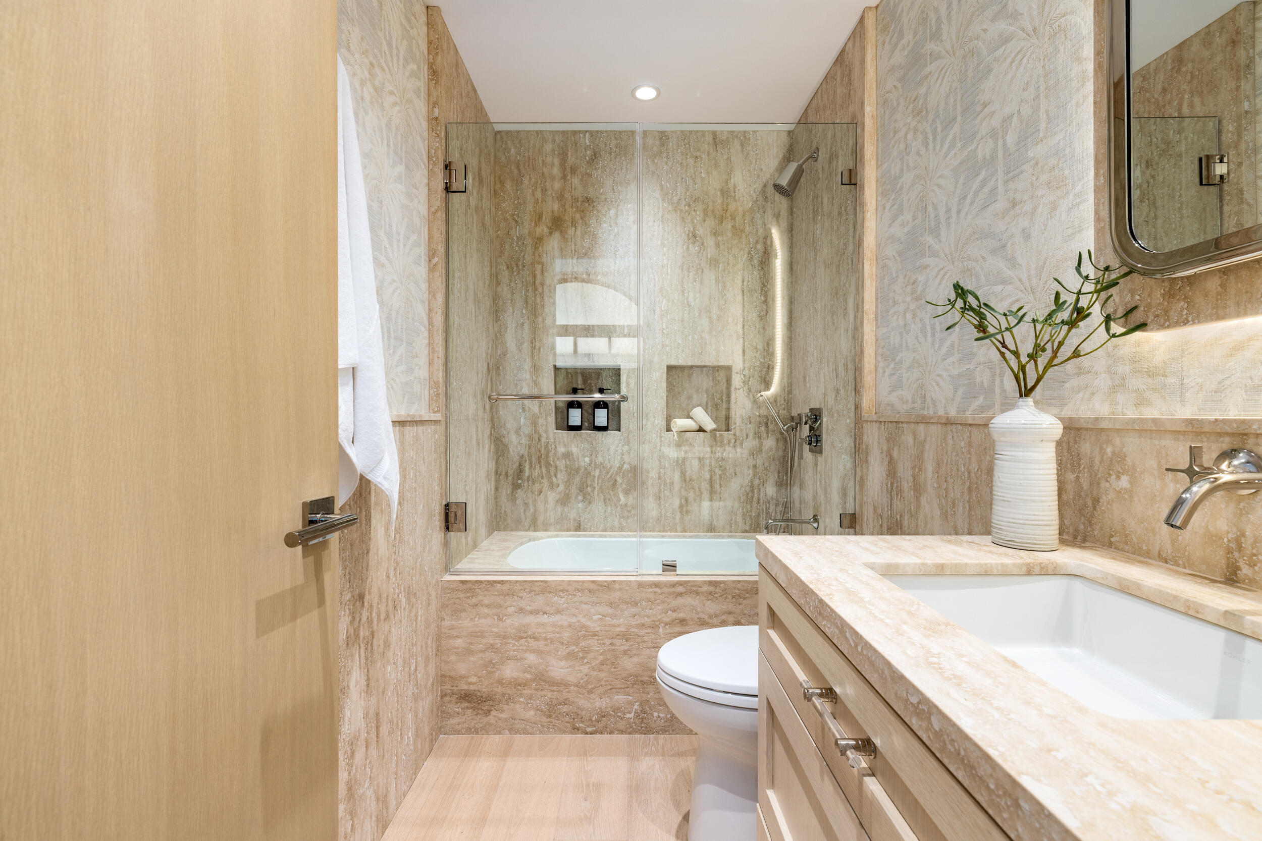 260 Everglade, Palm Beach FL 33480