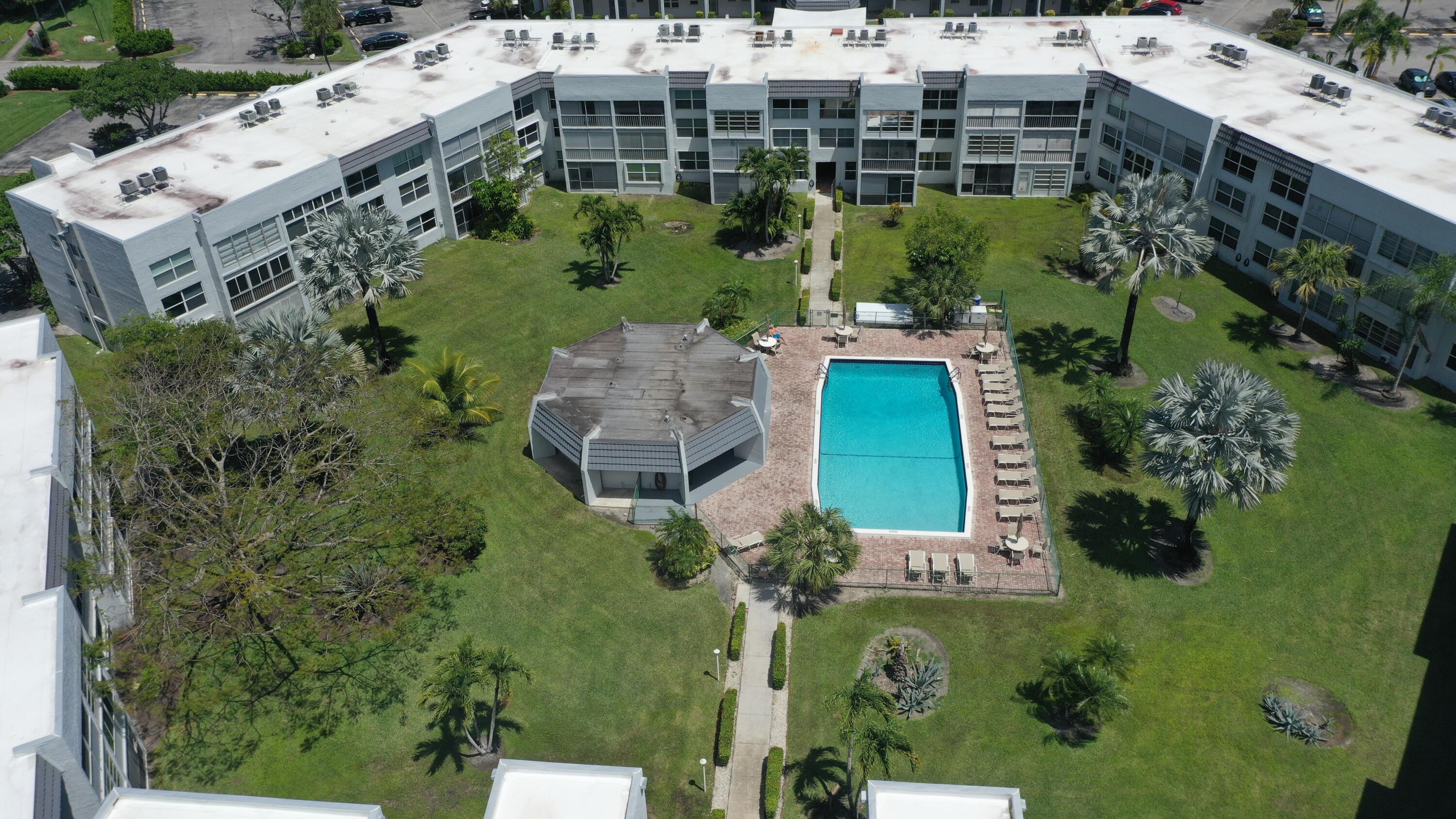6650 Royal Palm #104c, Margate FL 33063