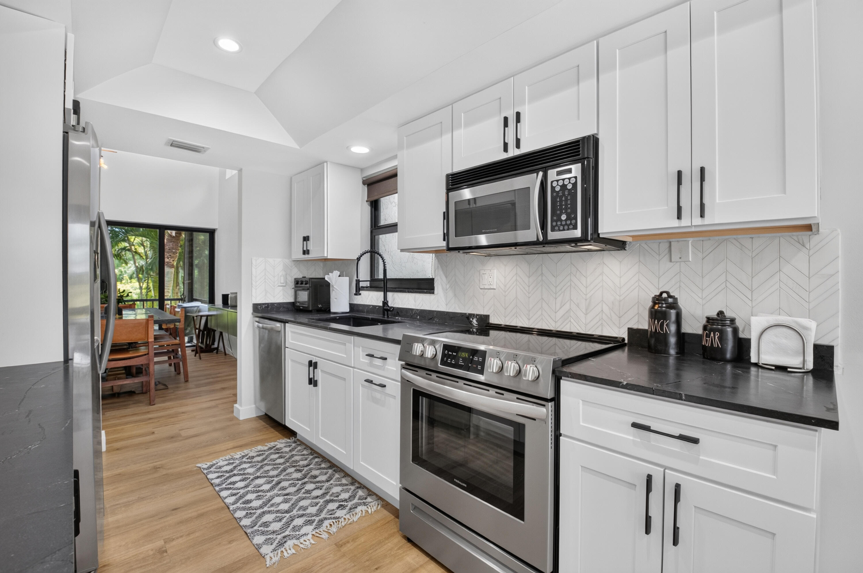 6760 Willow Wood #1206, Boca Raton FL 33434