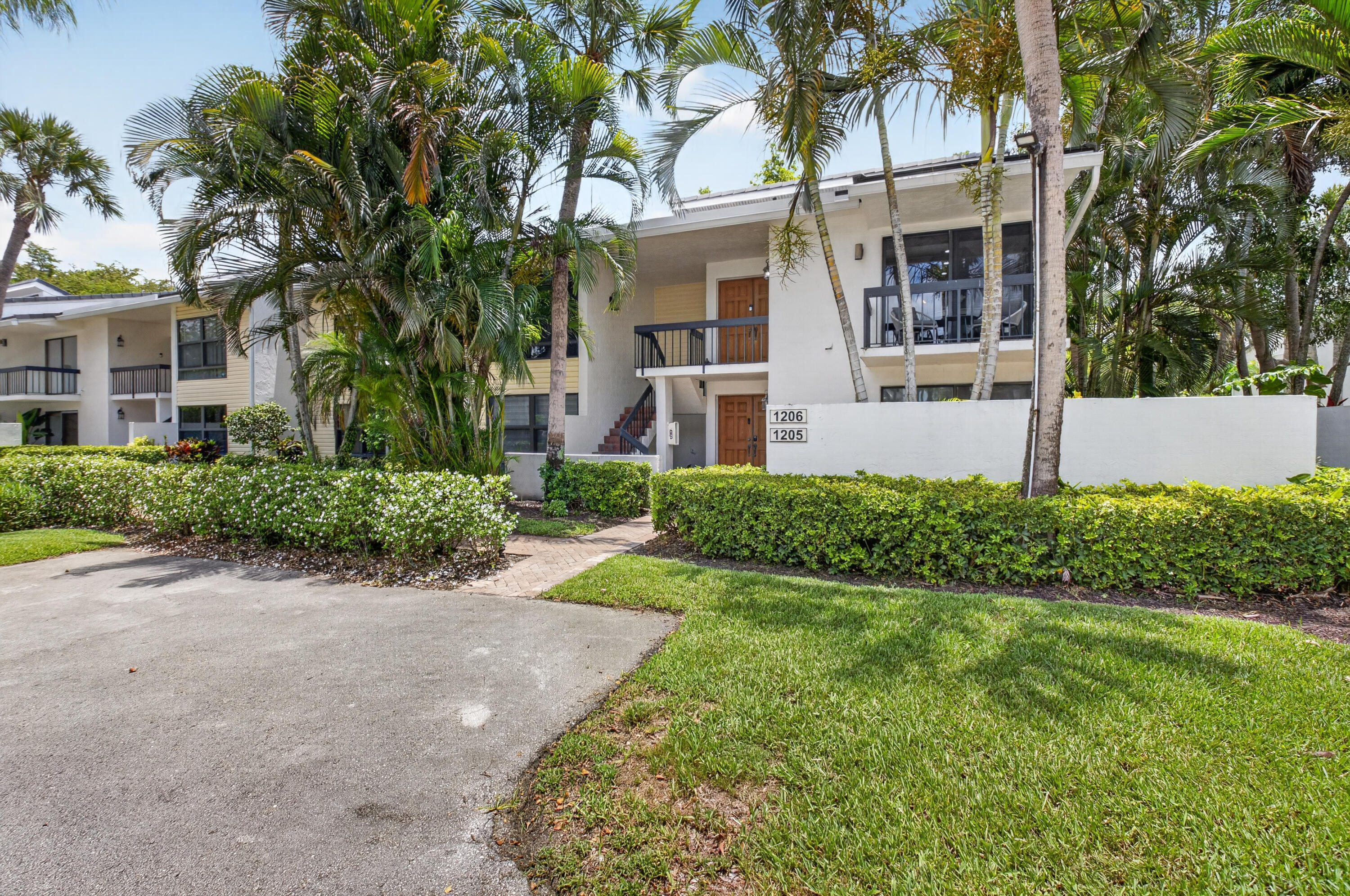 6760 Willow Wood #1206, Boca Raton FL 33434