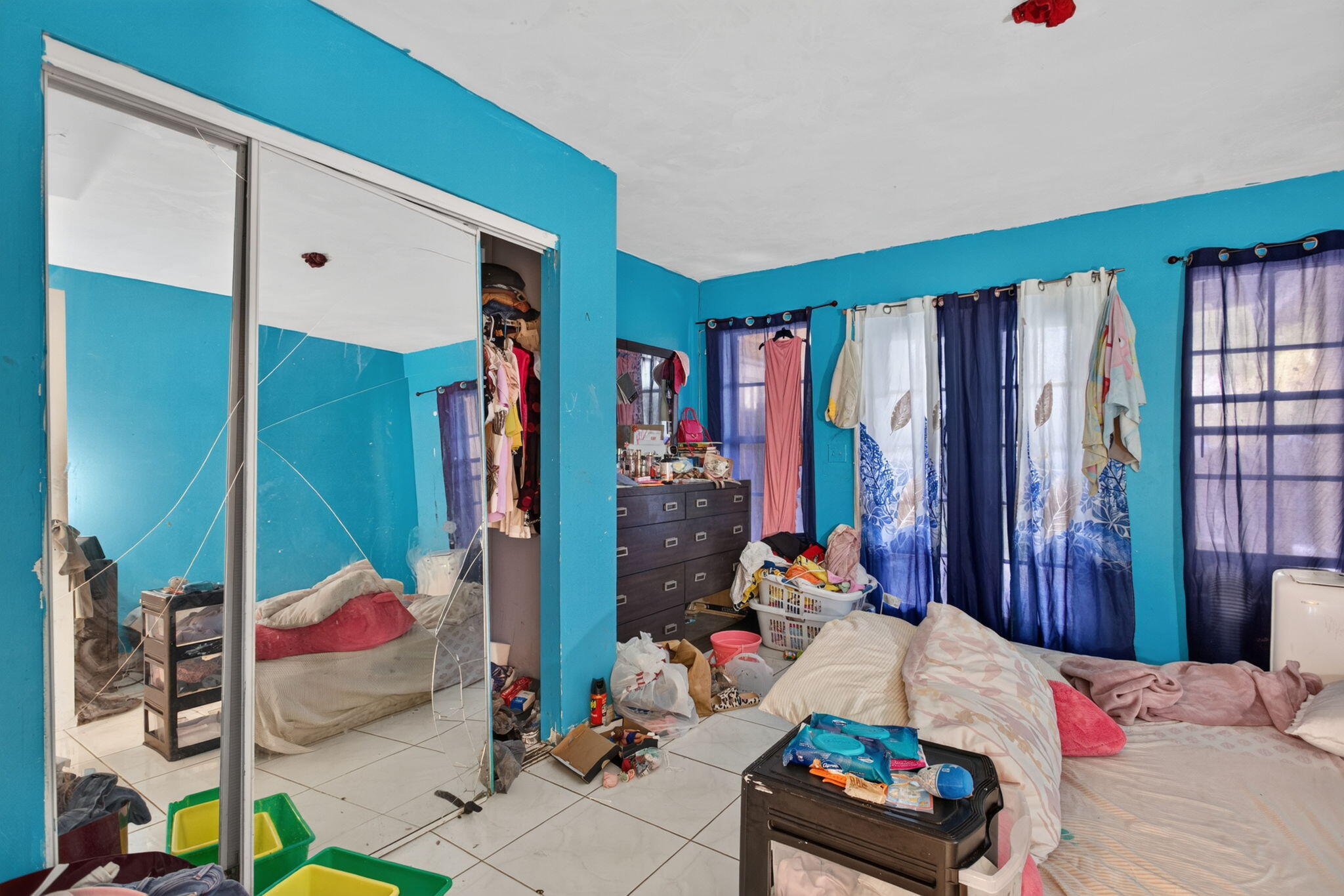 4390 NW 35th, Lauderdale Lakes FL 33309