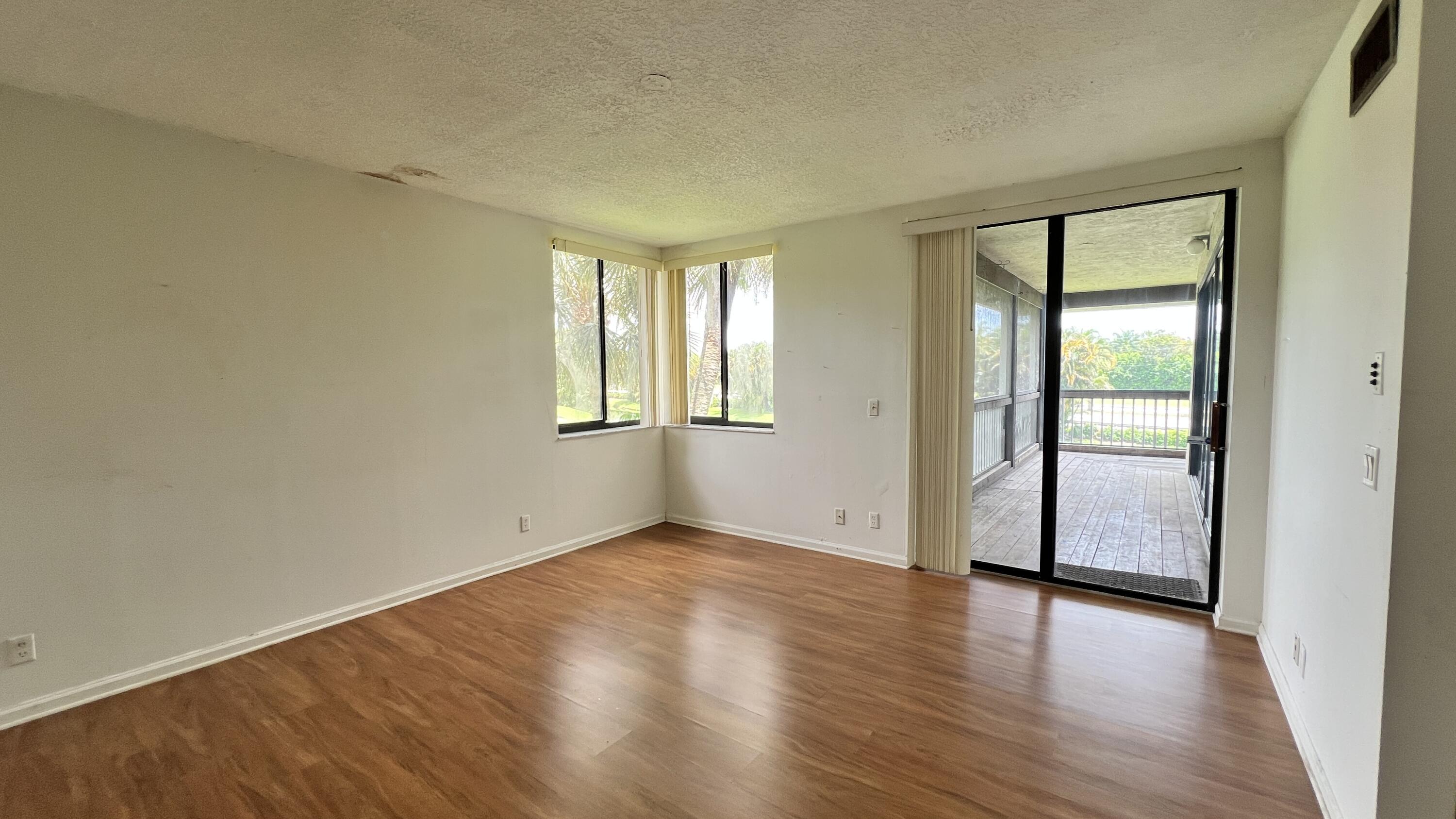 19209 Sabal Lake #19209, Boca Raton FL 33434