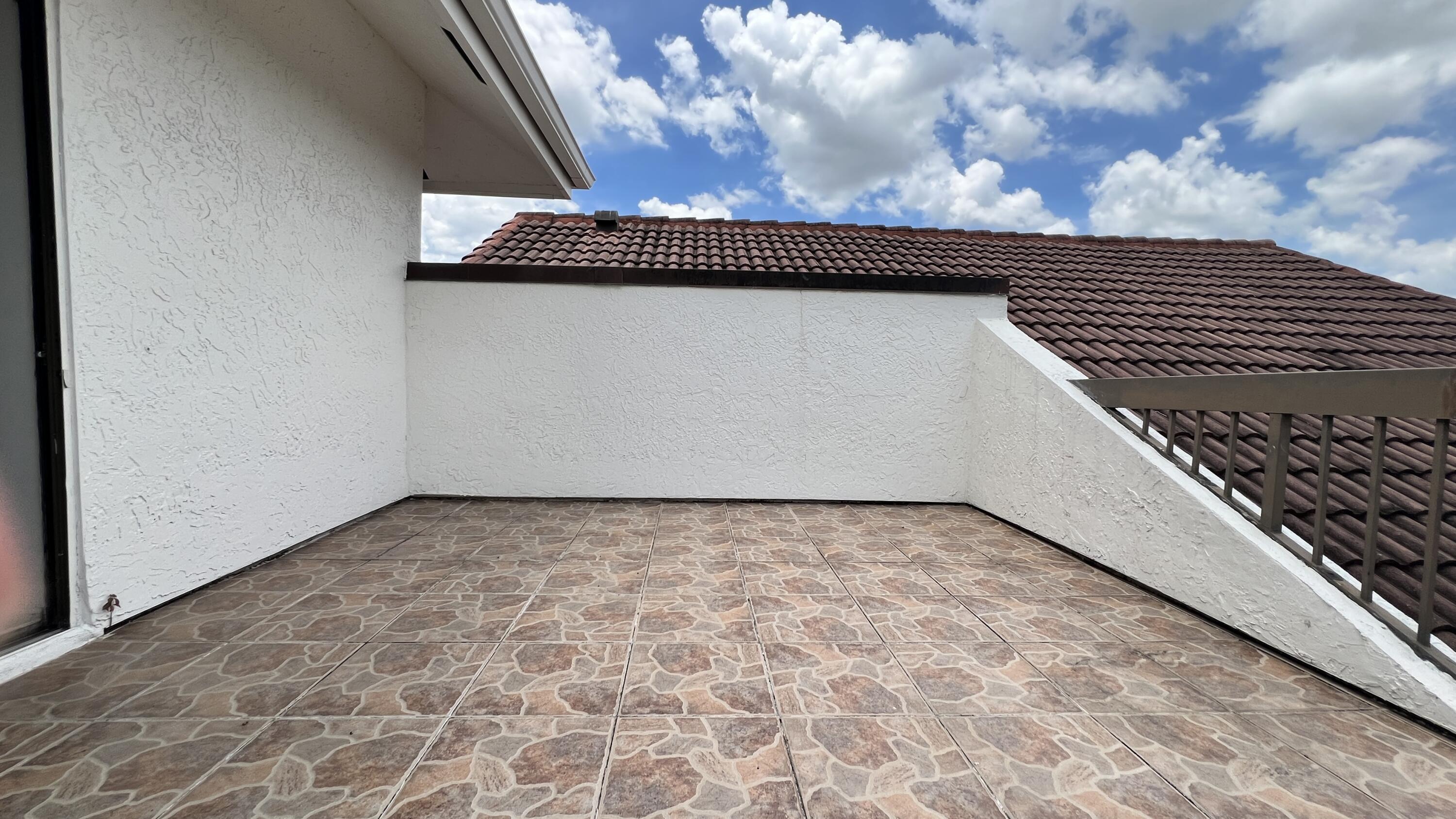 19209 Sabal Lake #19209, Boca Raton FL 33434