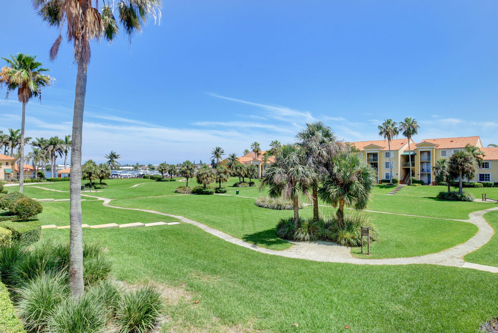 135 Yacht Club #204, Hypoluxo FL 33462