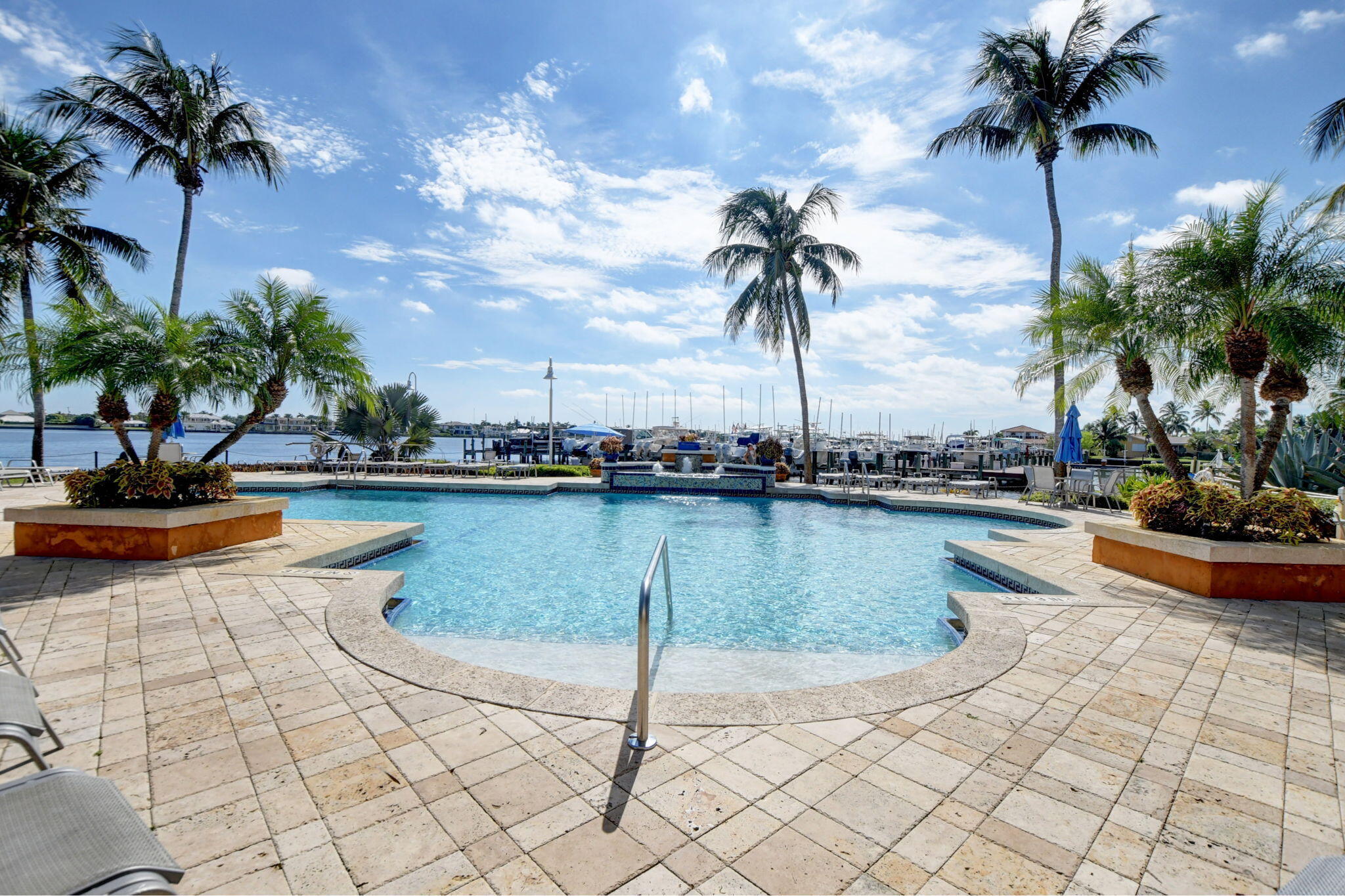 135 Yacht Club #204, Hypoluxo FL 33462