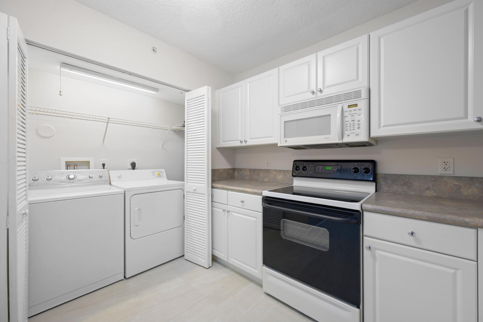 619 E Sheridan #106, Dania Beach FL 33004