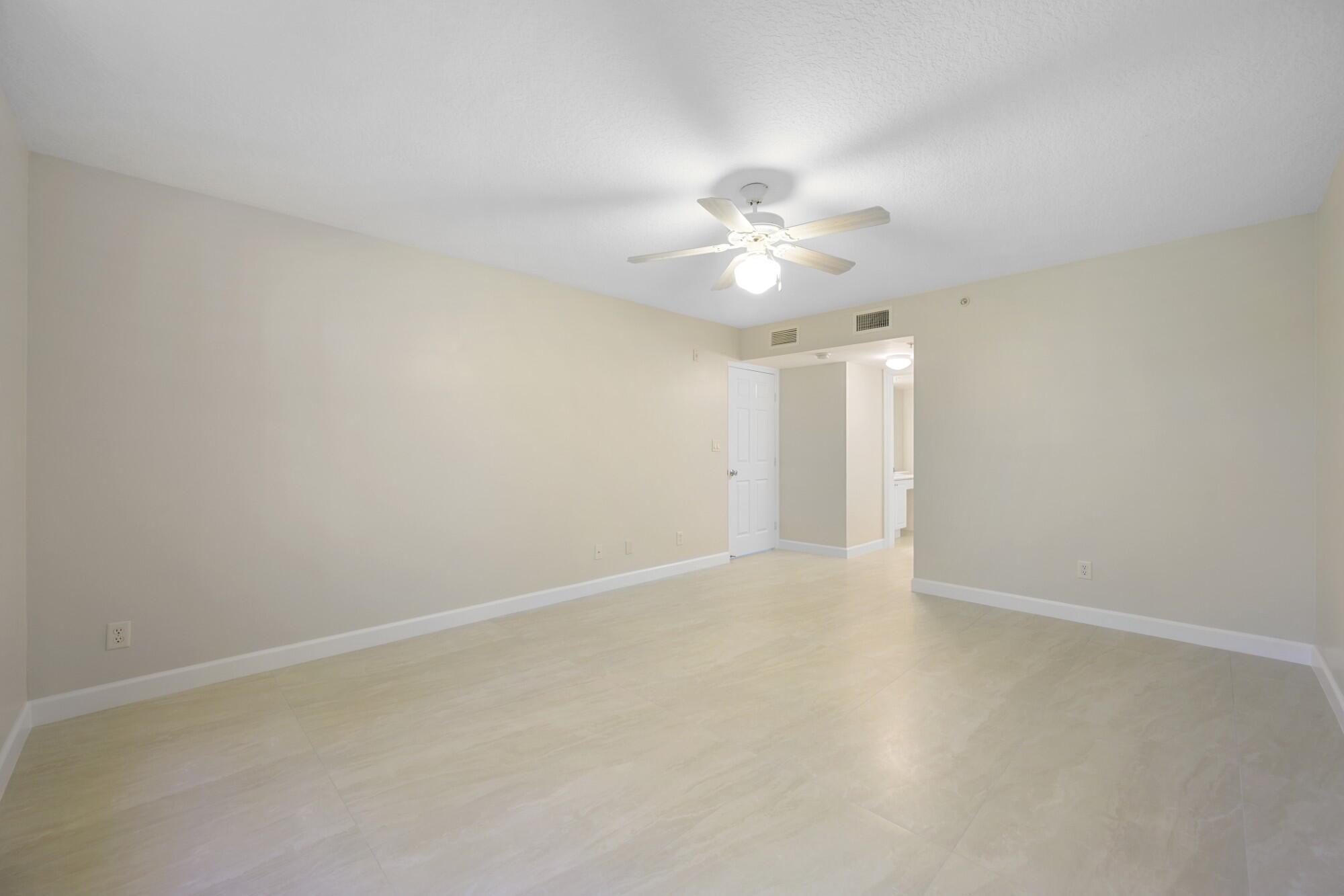 619 E Sheridan #106, Dania Beach FL 33004