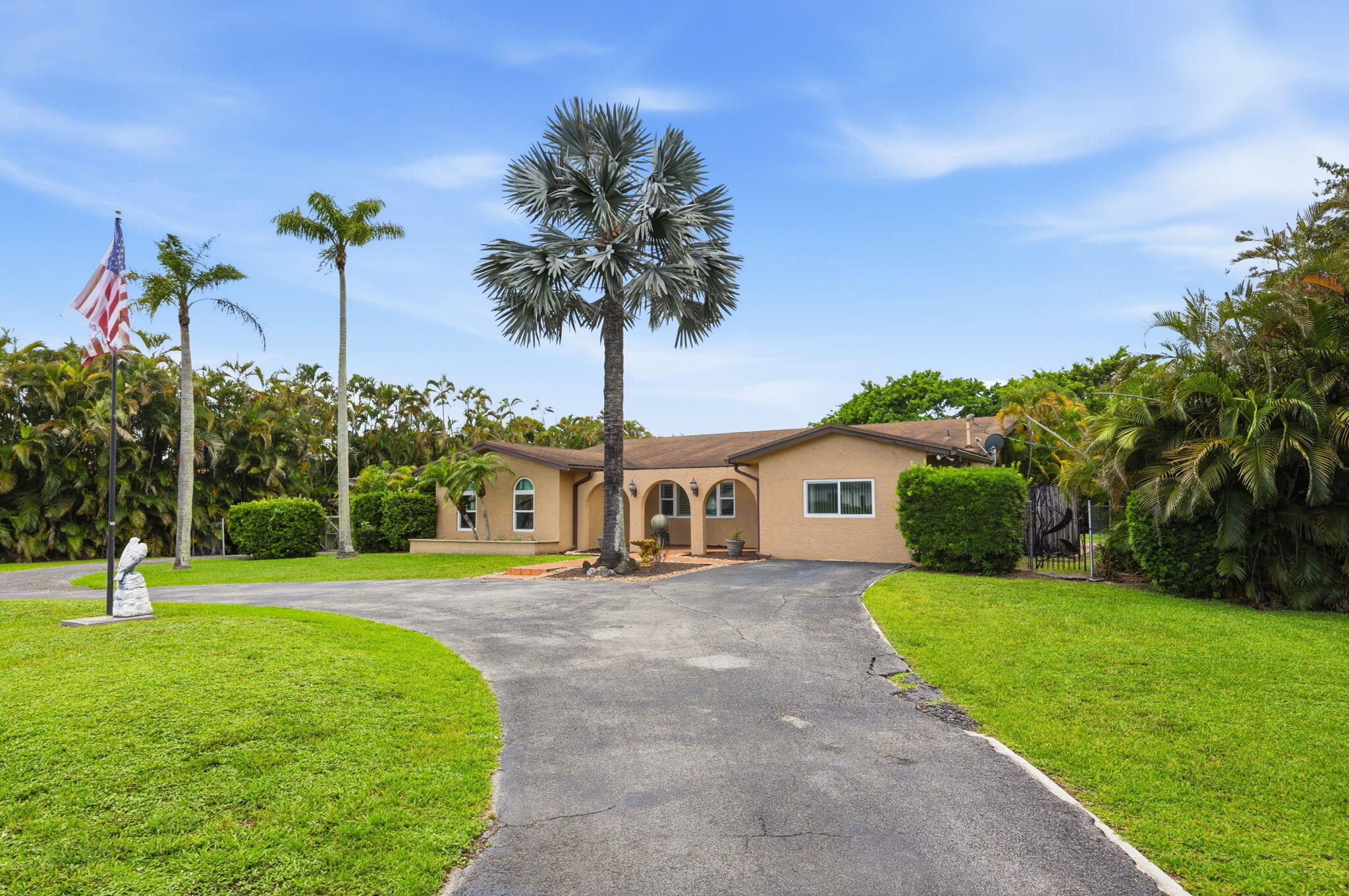 5521 SW 160th, Southwest Ranches FL 33331
