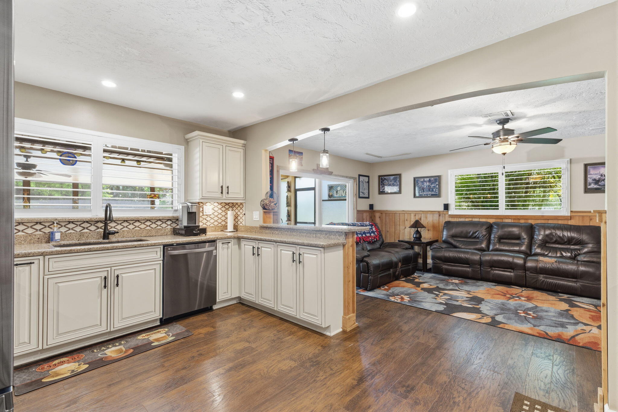 5521 SW 160th, Southwest Ranches FL 33331