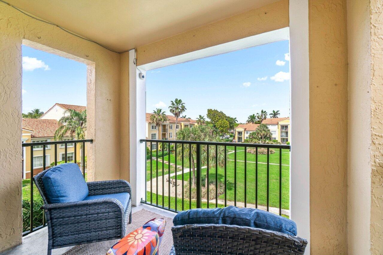 157 Yacht Club, Hypoluxo FL 33462