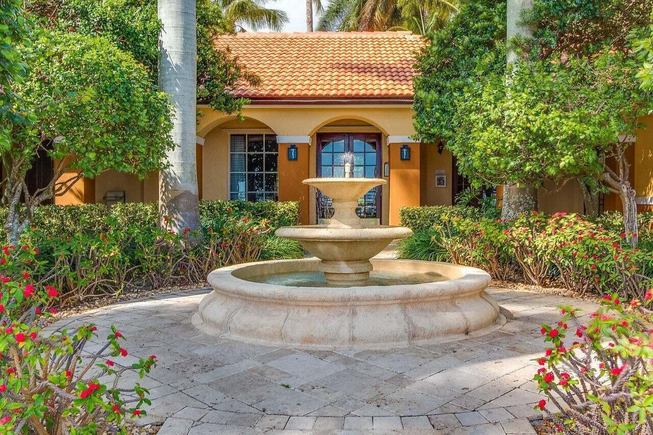 157 Yacht Club, Hypoluxo FL 33462