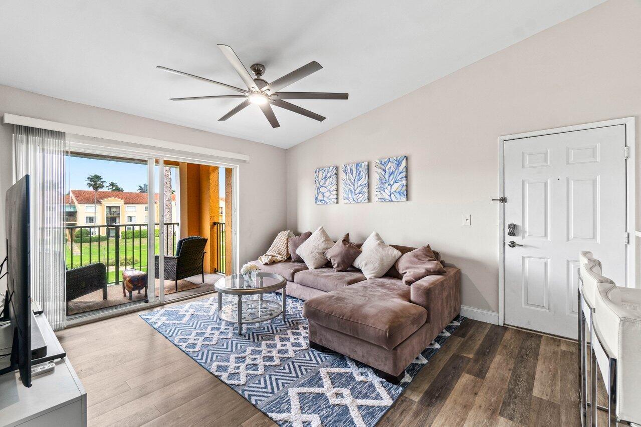 157 Yacht Club, Hypoluxo FL 33462