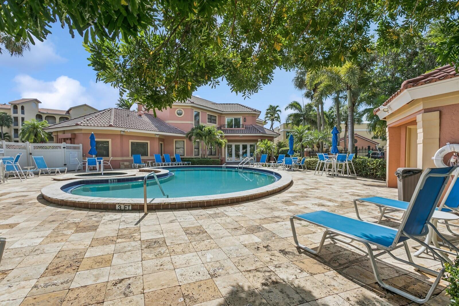 24 Uno Lago, Juno Beach FL 33408