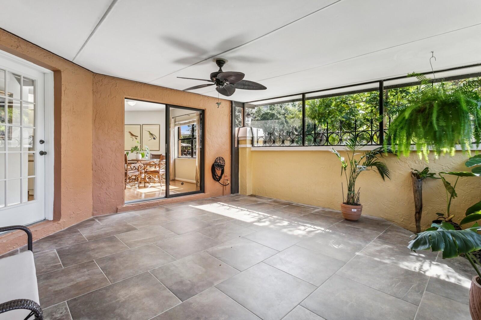 24 Uno Lago, Juno Beach FL 33408