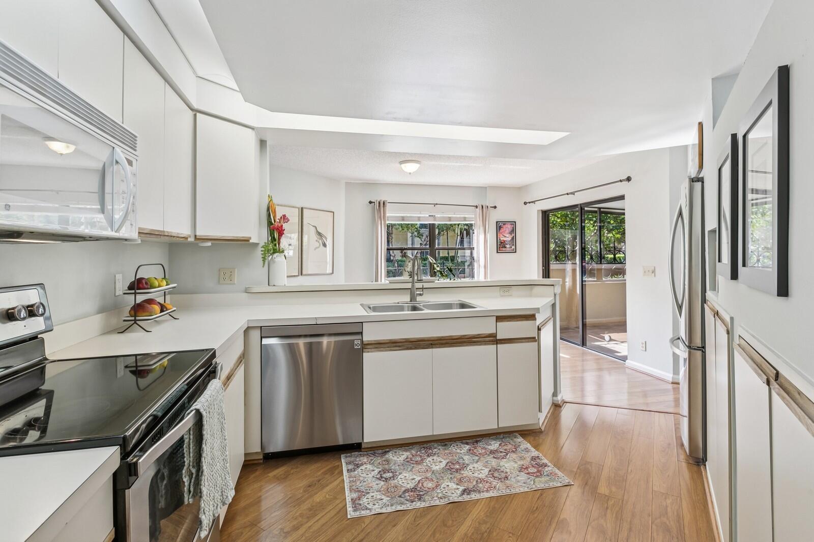 24 Uno Lago, Juno Beach FL 33408