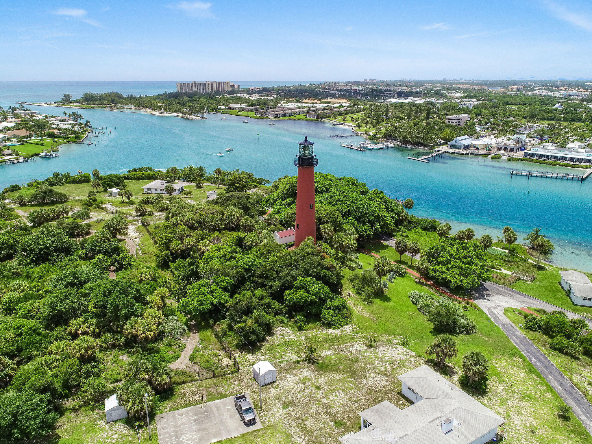 24 Uno Lago, Juno Beach FL 33408