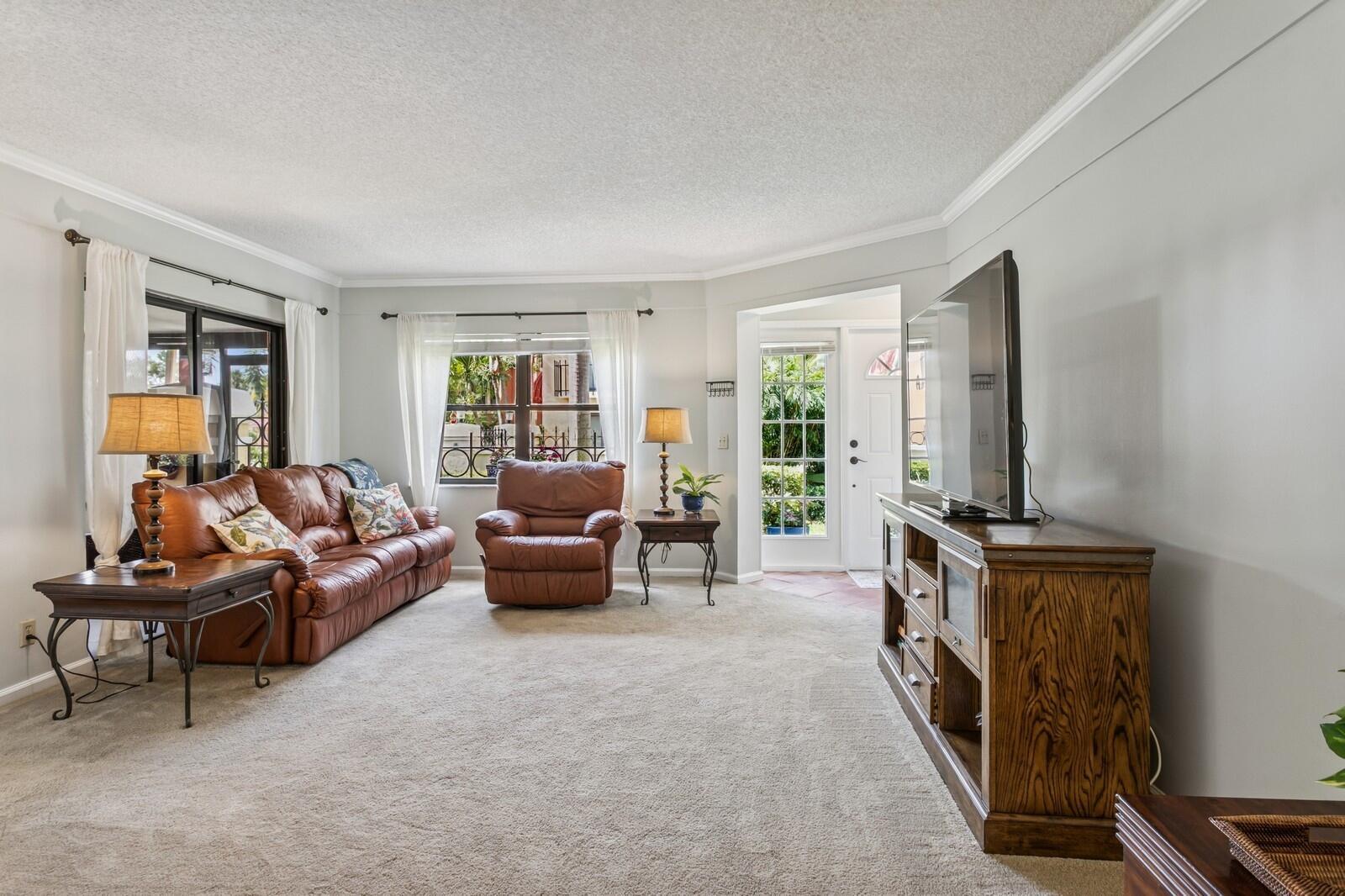 24 Uno Lago, Juno Beach FL 33408