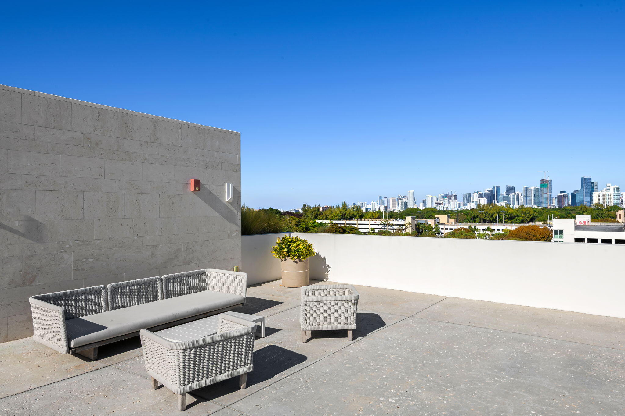 3581 E Glencoe #408, Miami FL 33133