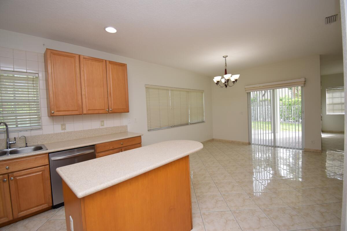 12693 NW 7th, Coral Springs FL 33071