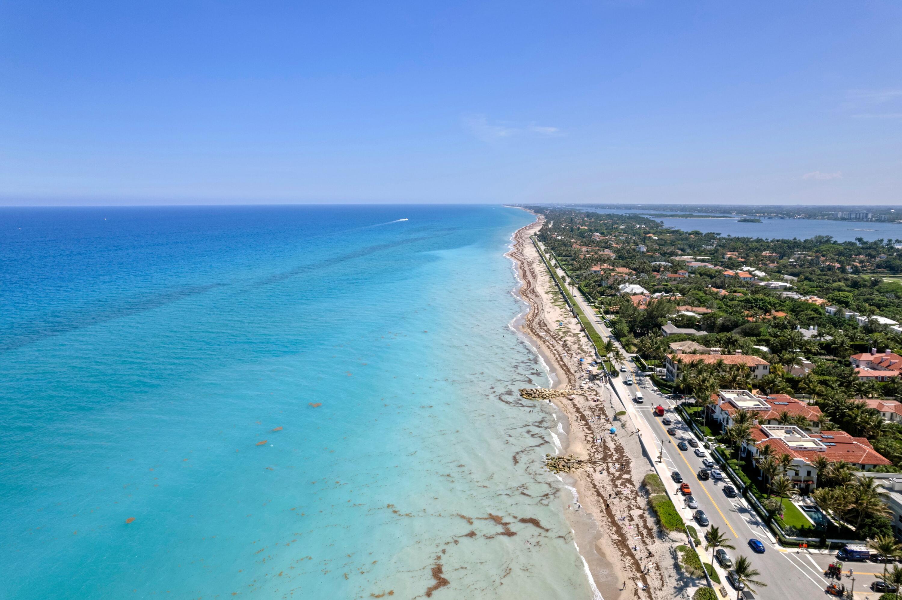 142 Peruvian #1020, Palm Beach FL 33480