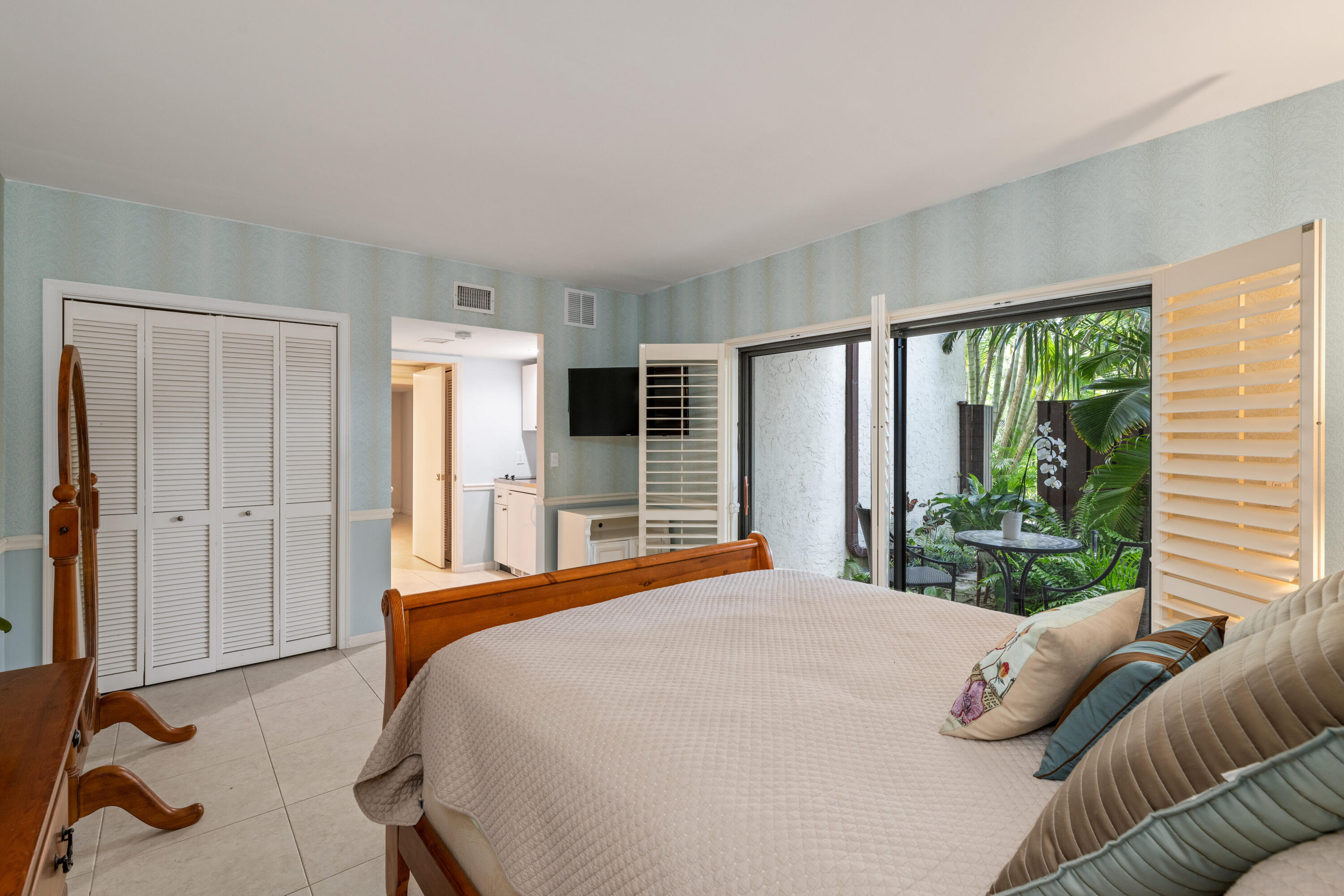 13362 Polo #B102, Wellington FL 33414