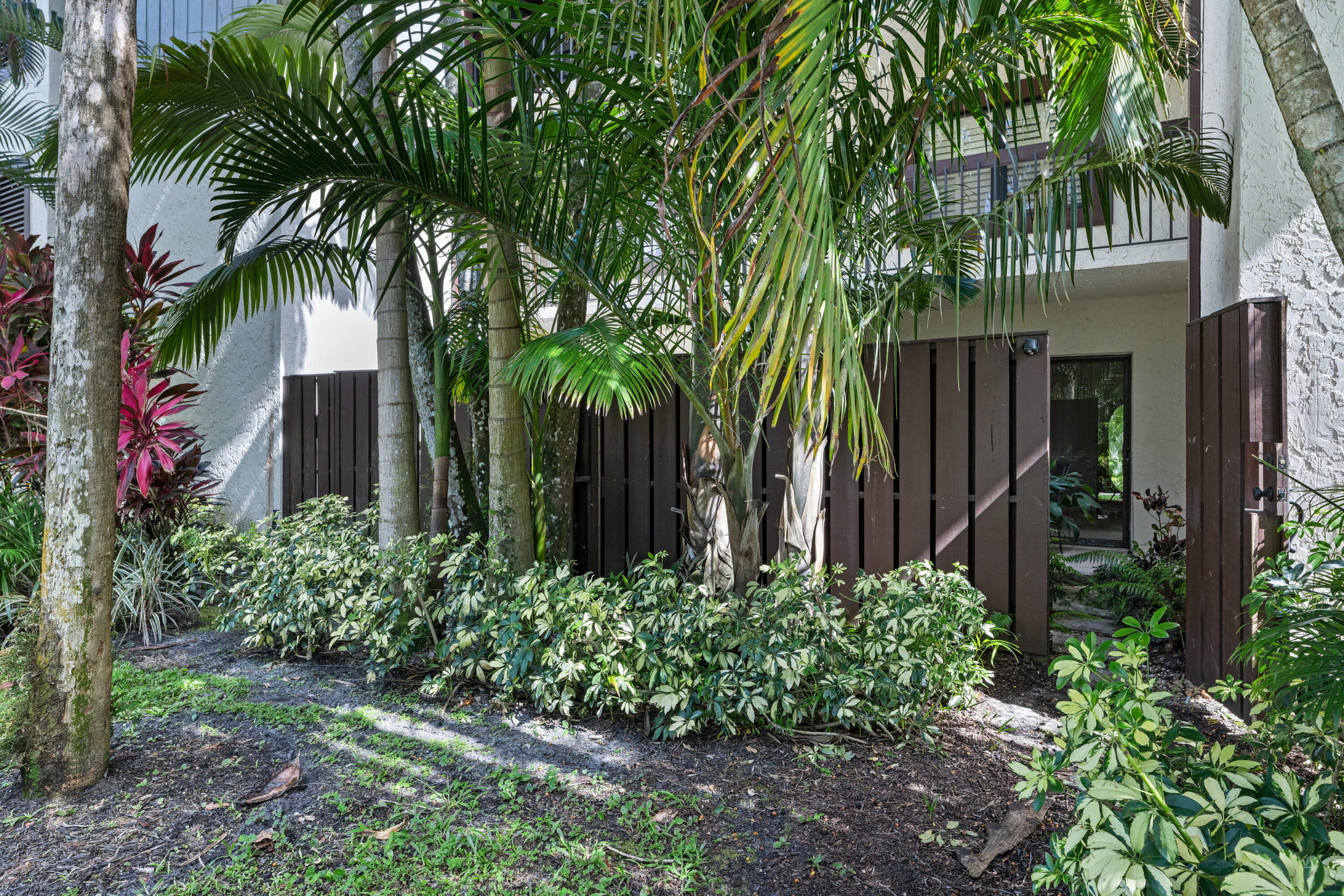 13362 Polo #B102, Wellington FL 33414