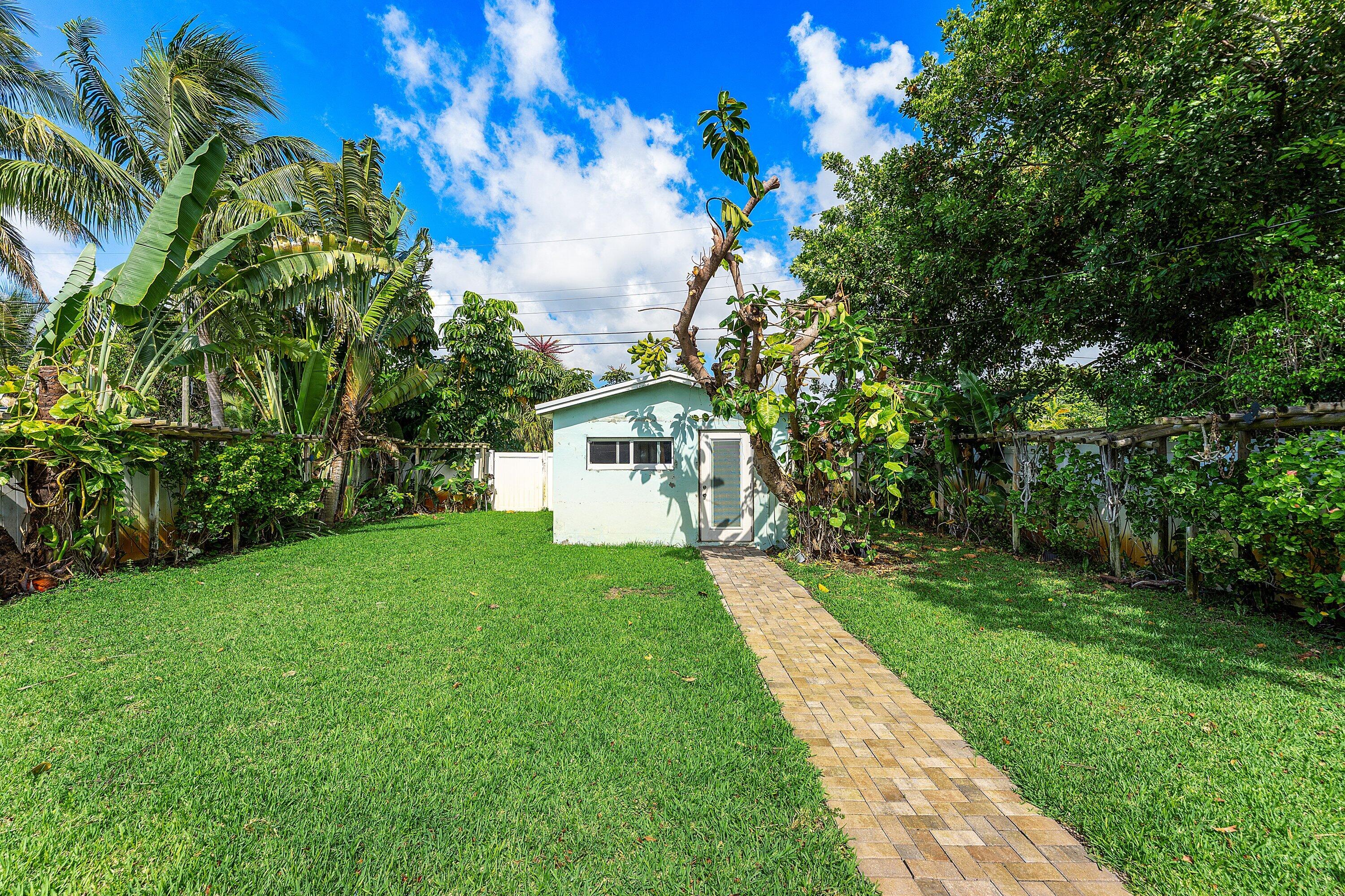707 S Broadway, Lantana FL 33462